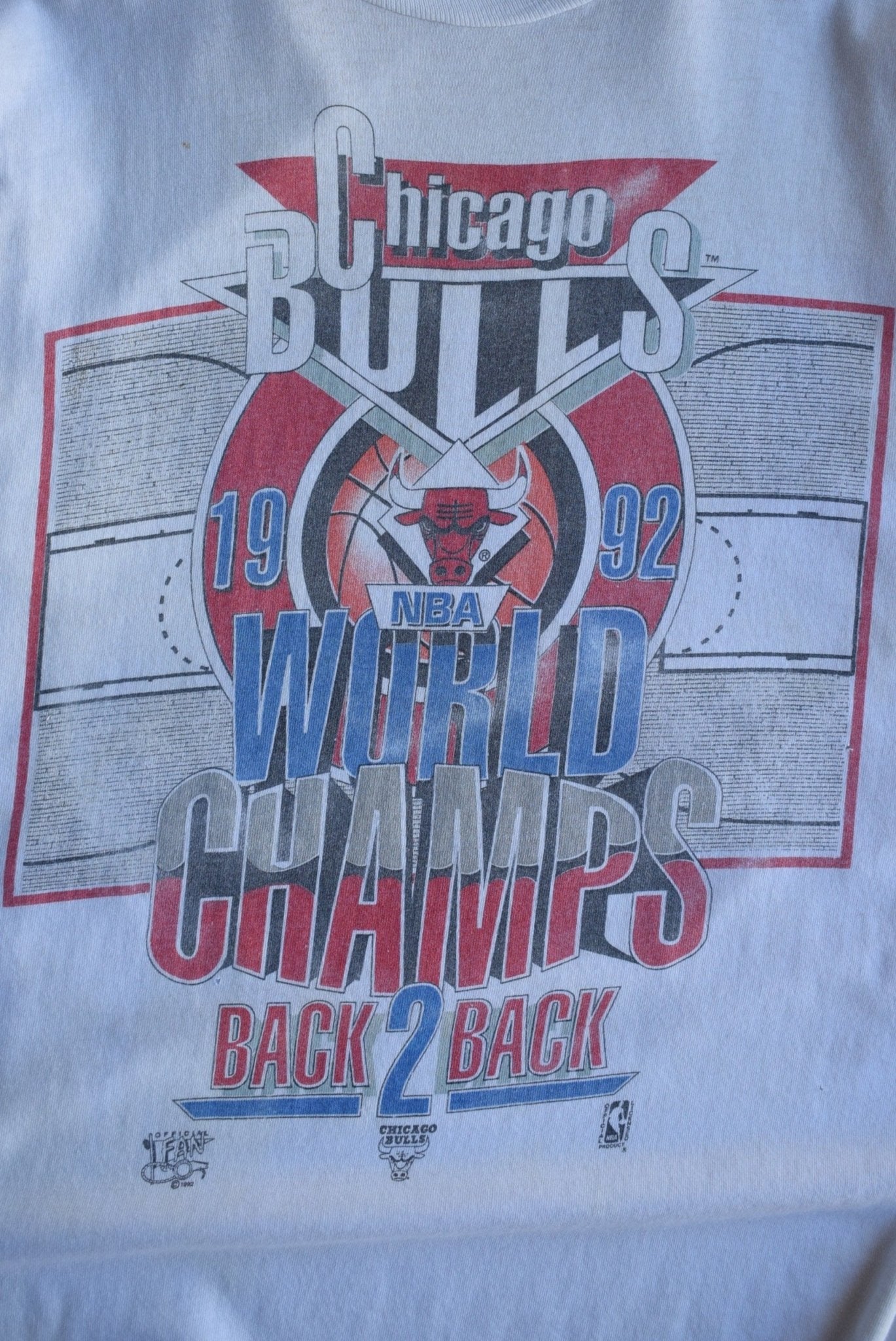 Vintage 1992 NBA Chicago Bulls Back 2 Back Tee (M) - Retrospective Store