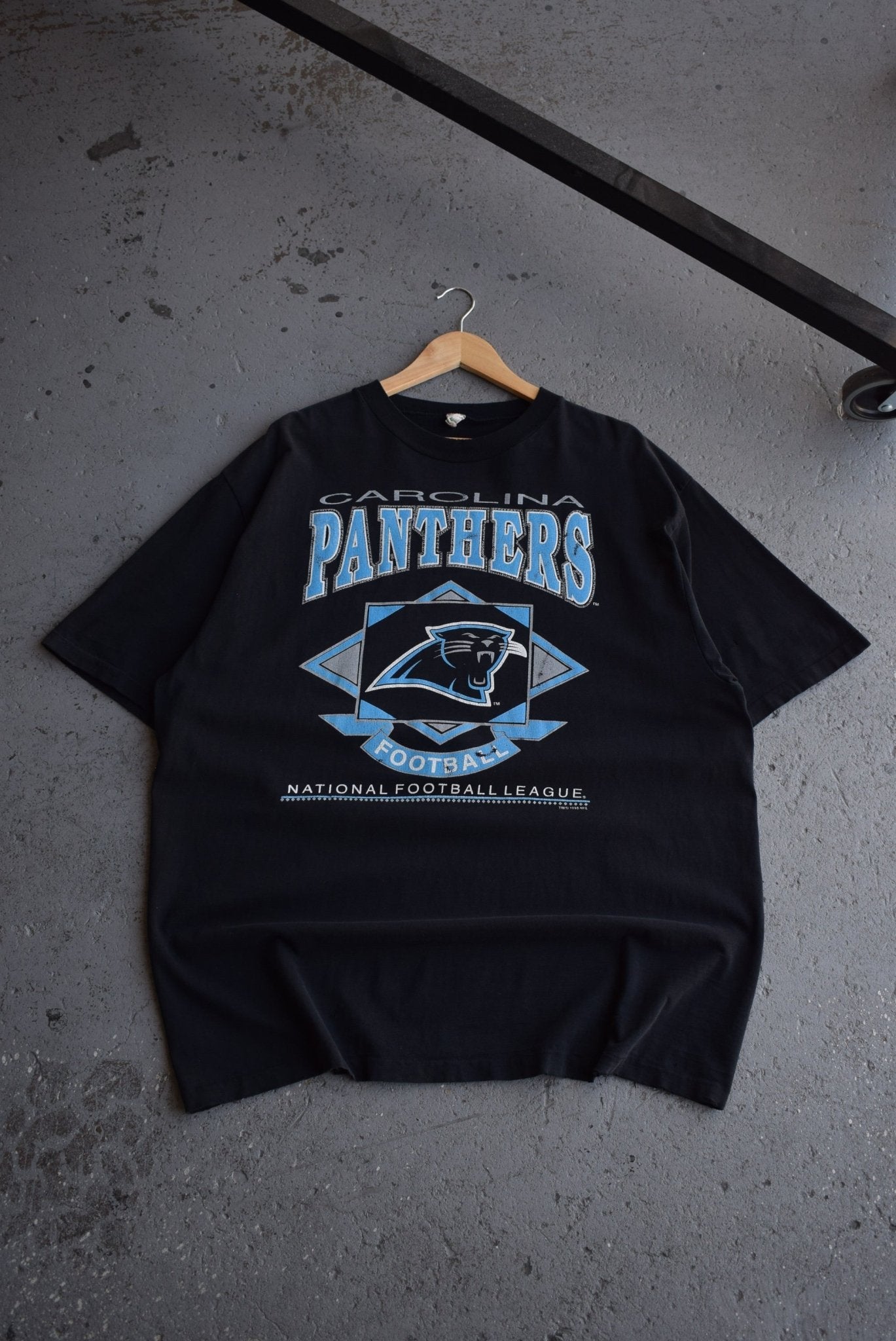 Vintage 1993 NFL Carolina Panthers Football Tee (XL) - Retrospective Store