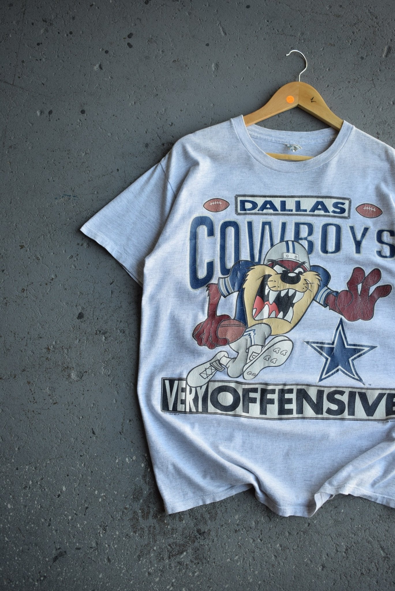 Vintage 1993 Warner Bros. x NFL Dallas Cowboys Tee (L) - Retrospective Store