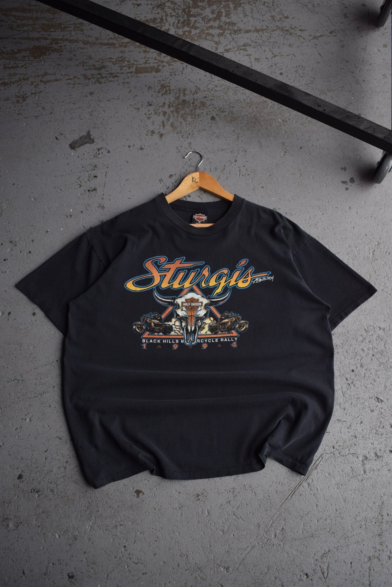 Vintage 1994 Harley Davidson Black Hills Rally Tee (XL) - Retrospective Store
