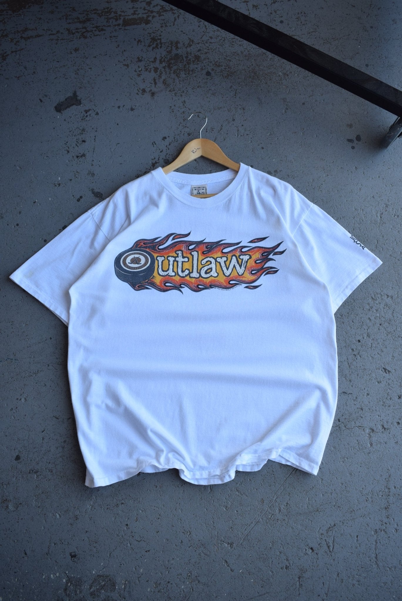 Vintage 1994 Outlaw Hockey Tee (XL) - Retrospective Store