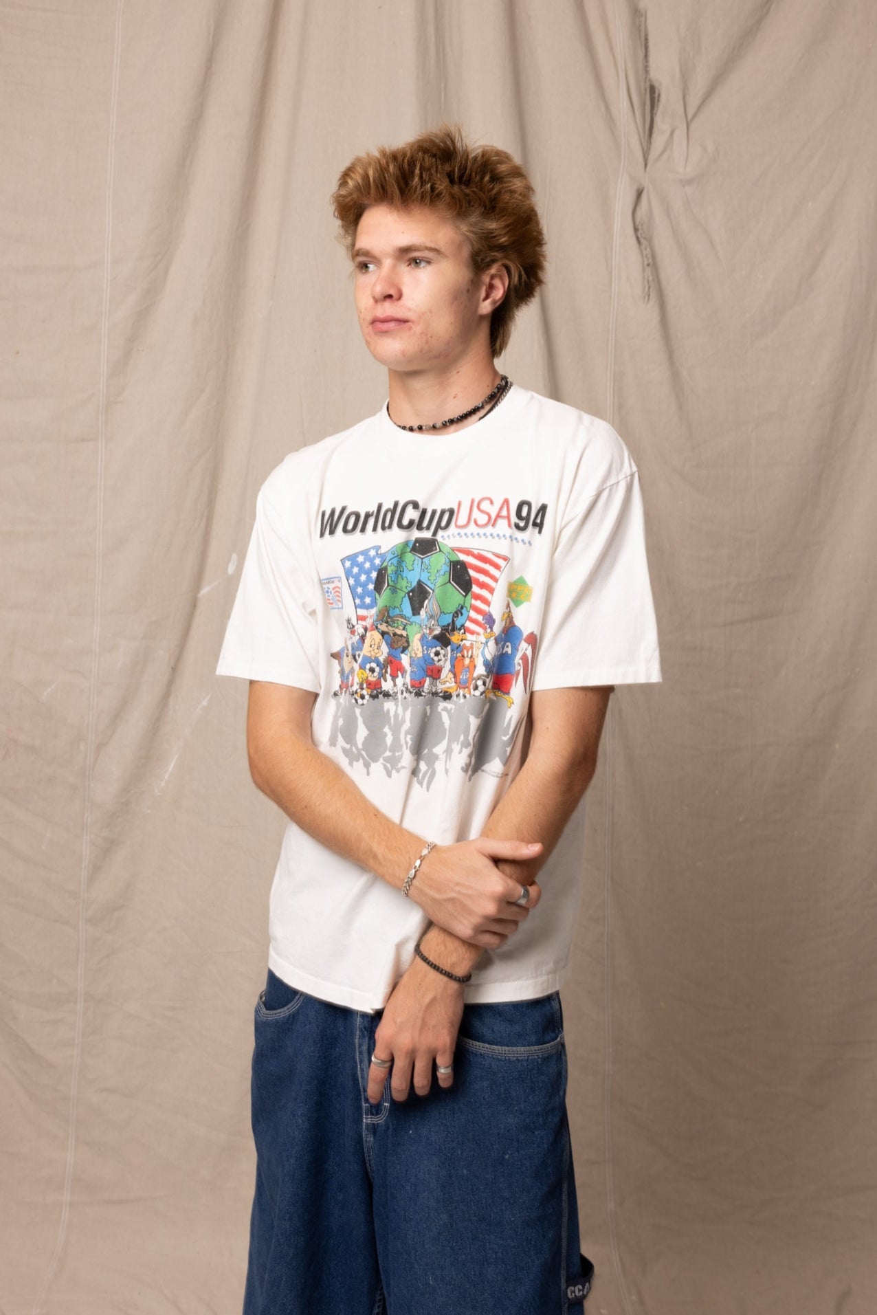 Vintage 1994 Warner Bros. x FIFA World Cup Tee (L/XL) - Retrospective Store