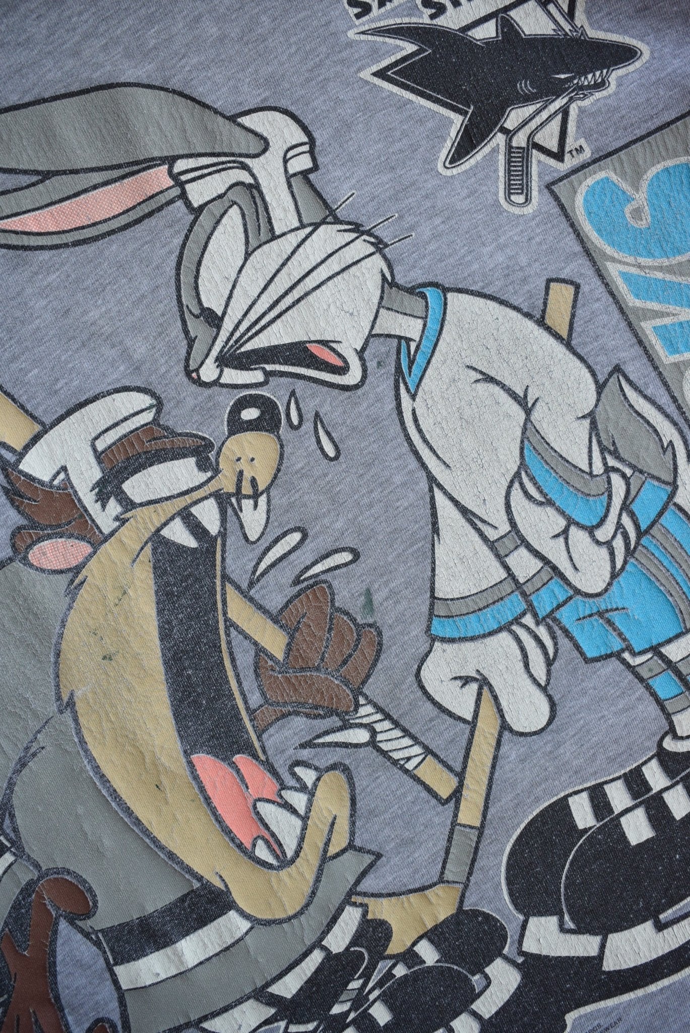 Vintage 1994 Warner Bros. x NHL San Jose Sharks Tee (XXL) - Retrospective Store