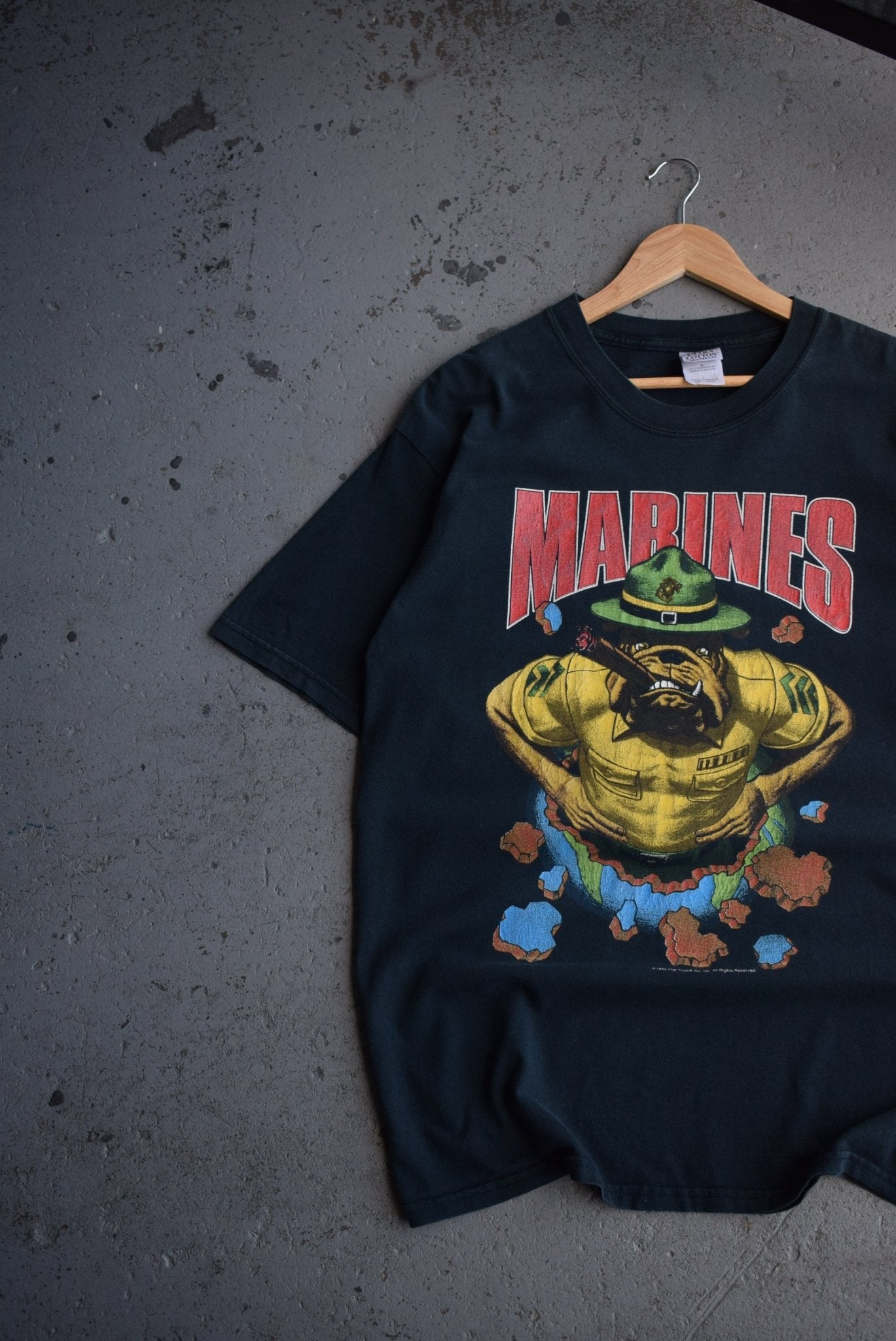 Vintage 1995 Marines Graphic Tee (L) - Retrospective Store
