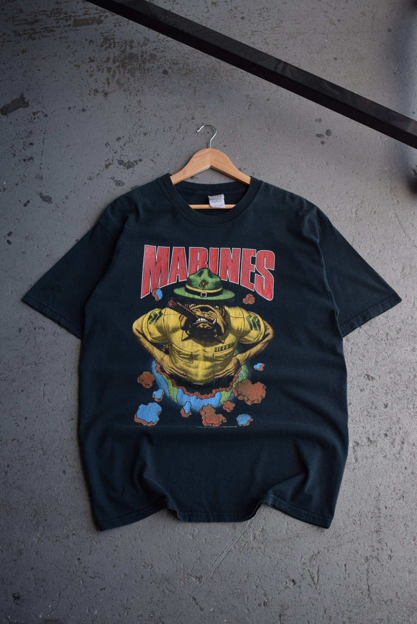 Vintage 1995 Marines Graphic Tee (L) - Retrospective Store