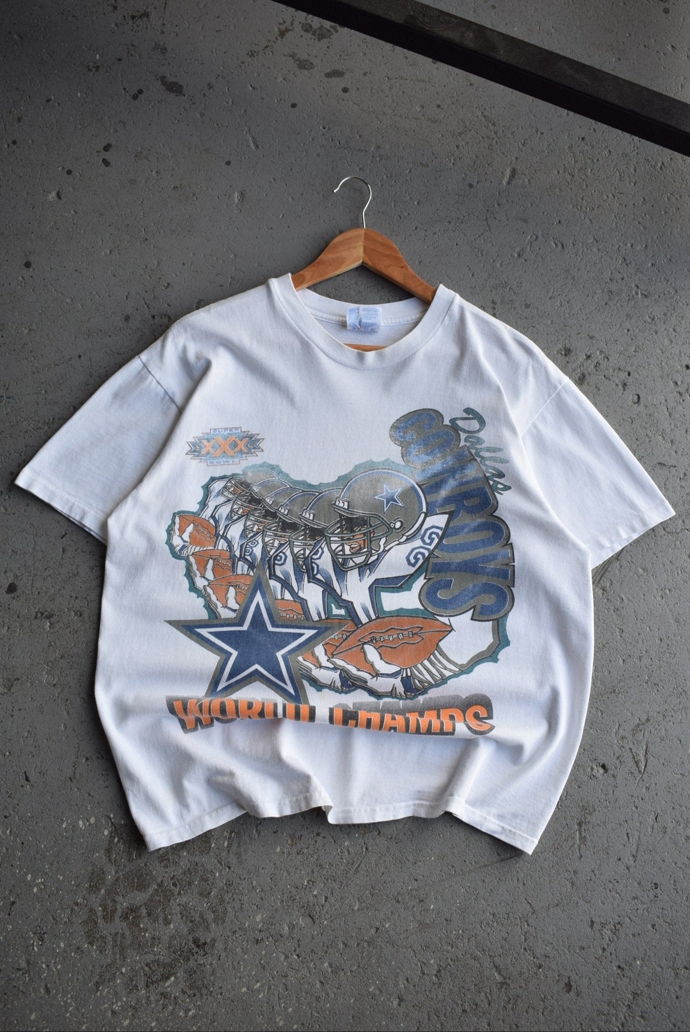 Vintage 1995 NFL Dallas Cowboys World Champs Tee (M) - Retrospective Store
