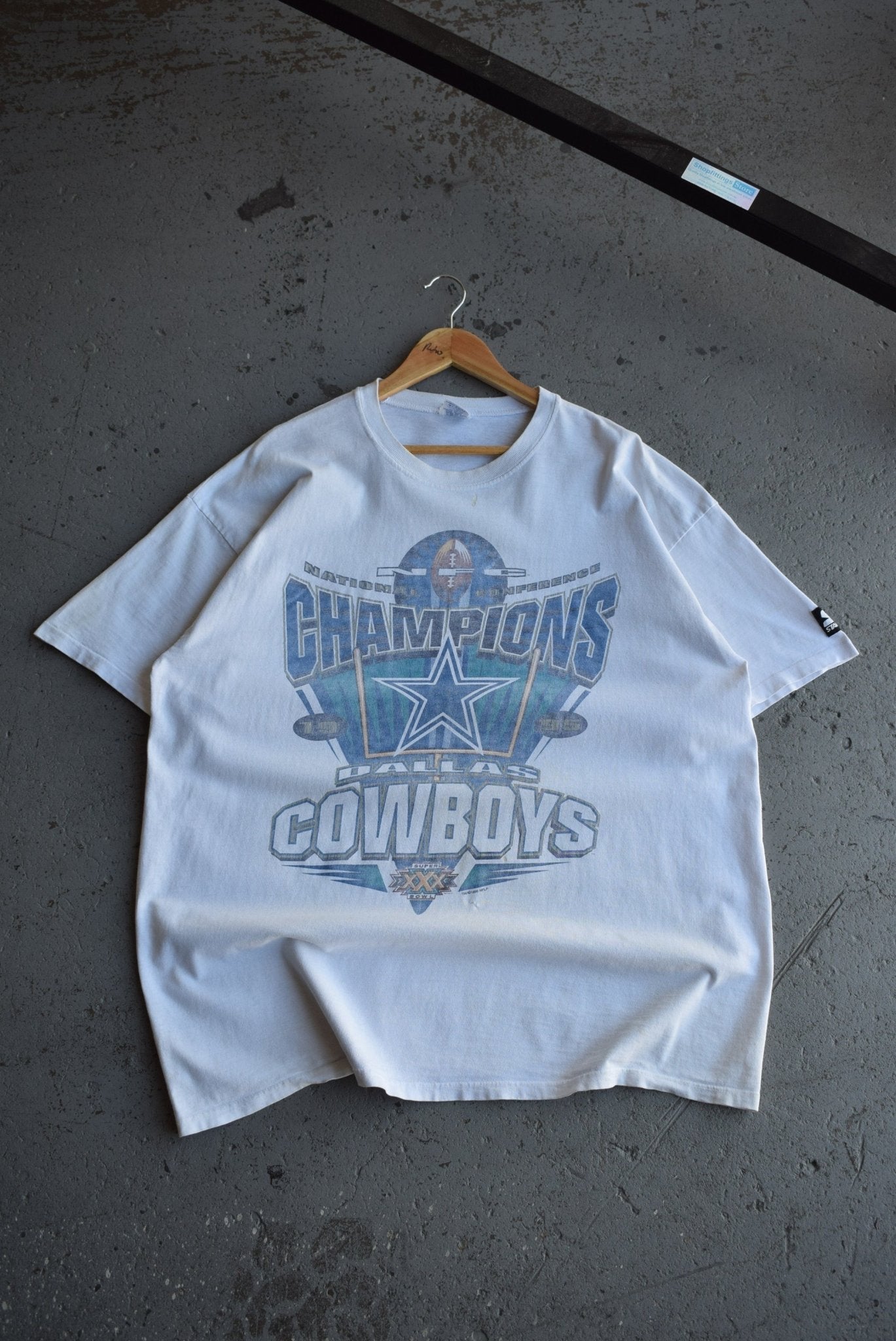 Vintage 1995 Starter x NFL Dallas Cowboys Champions Tee (XL/XXL) - Retrospective Store