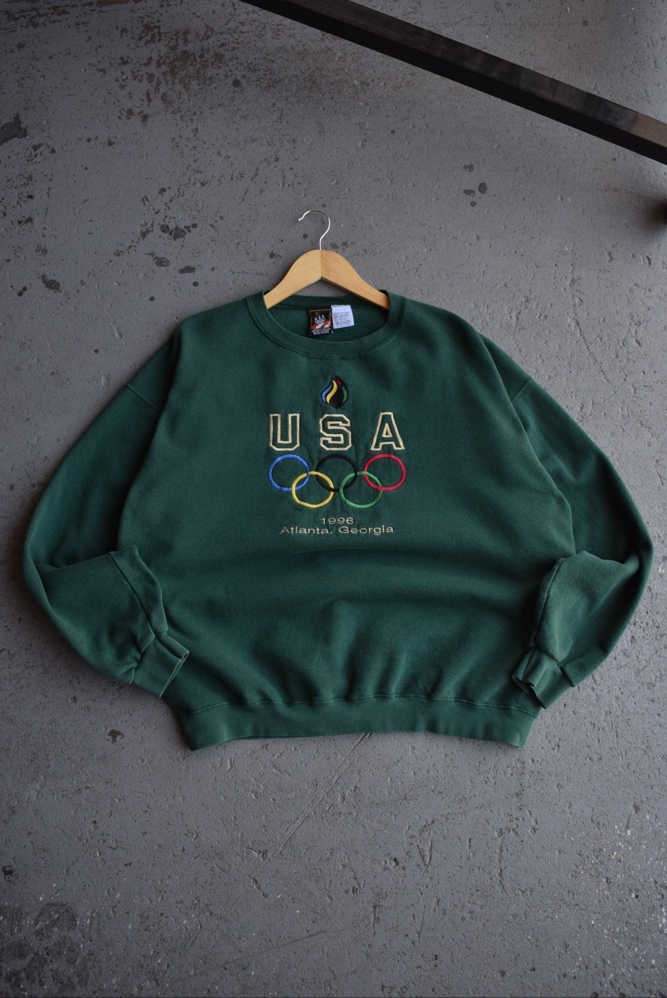 Vintage 1996 Atlanta Olympics Team USA Embroidered Crewneck (XL) - Retrospective Store