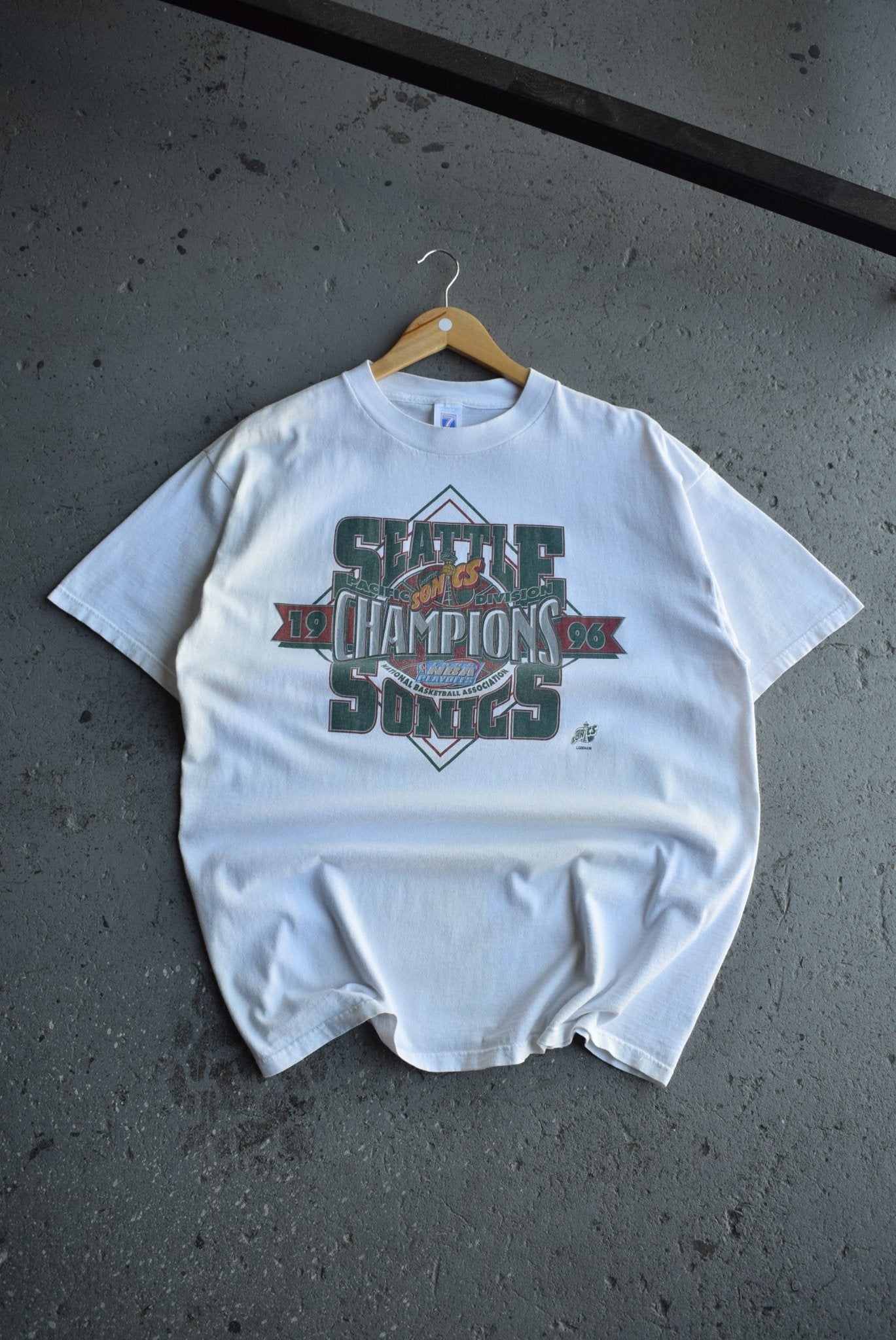 Vintage 1996 NBA Seattle Supersonics Playoffs Tee (XL) - Retrospective Store