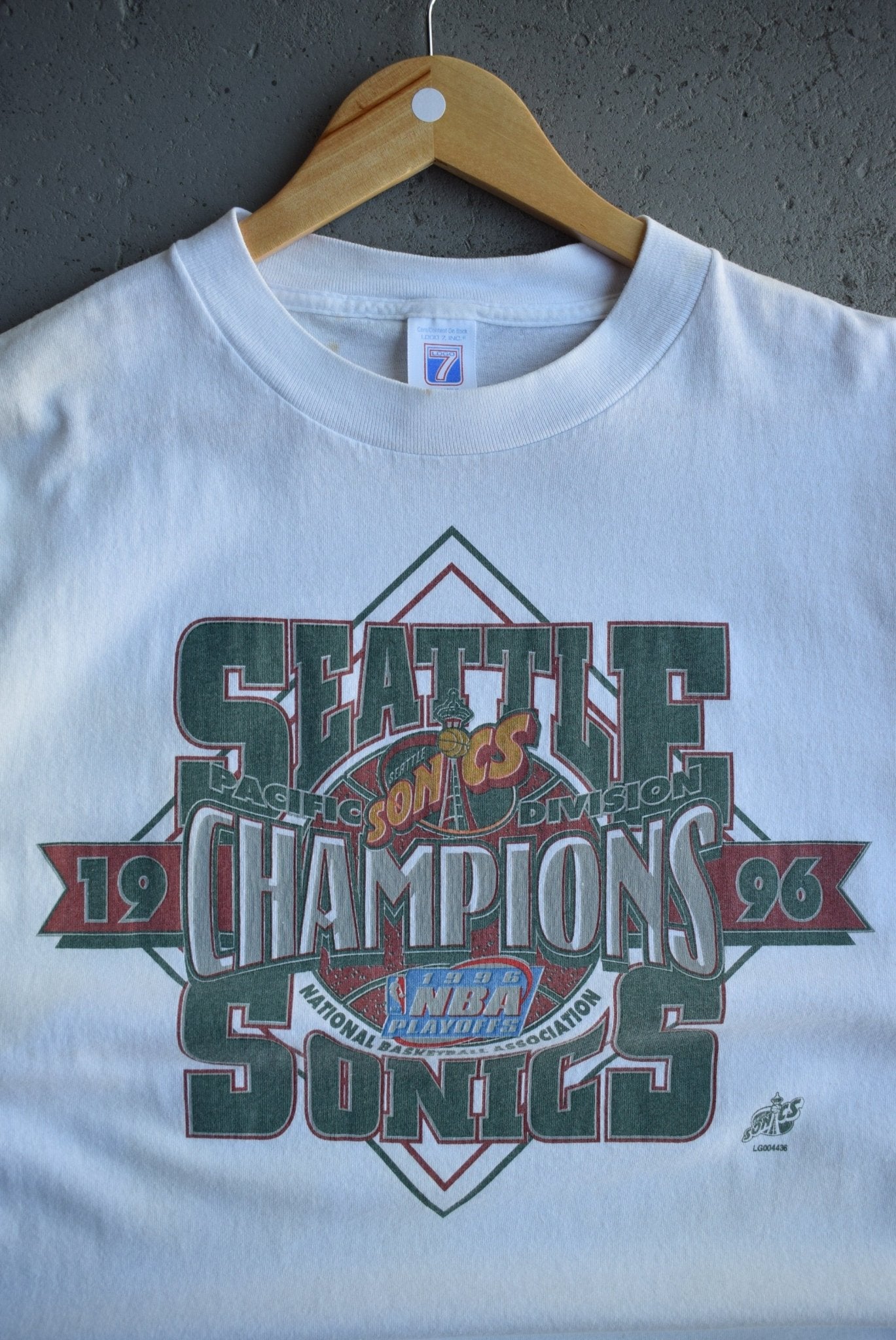 Vintage 1996 NBA Seattle Supersonics Playoffs Tee (XL) - Retrospective Store