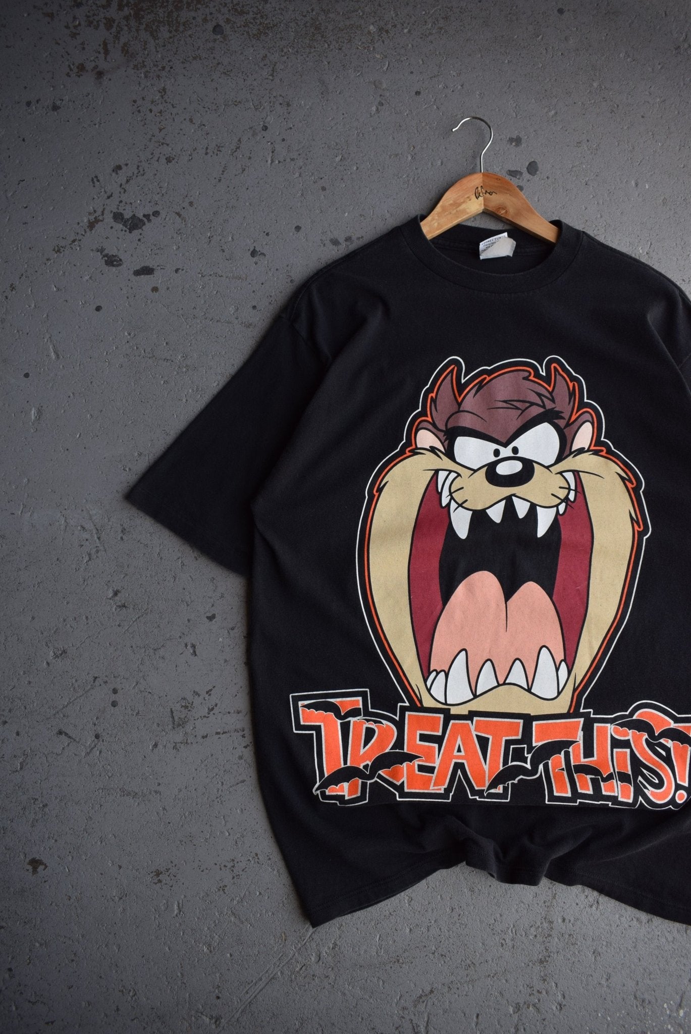 Vintage 1996 Warner Bros. Halloween Tee (L/XL) - Retrospective Store