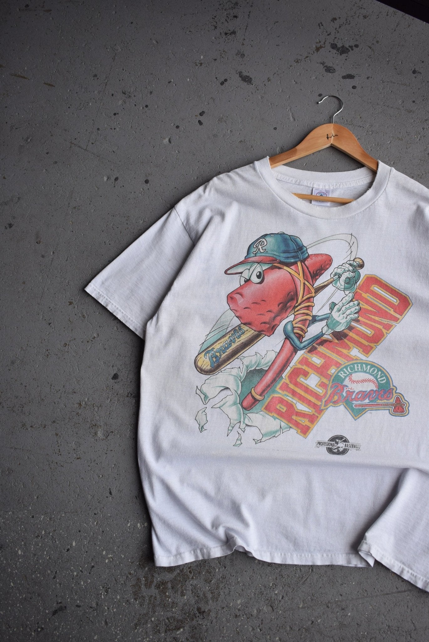 Vintage 1997 MLB Richmond Braves Tee (XL) - Retrospective Store