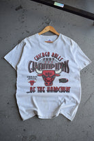 Vintage 1997 NBA Chicago Bulls Champions Tee (L) - Retrospective Store
