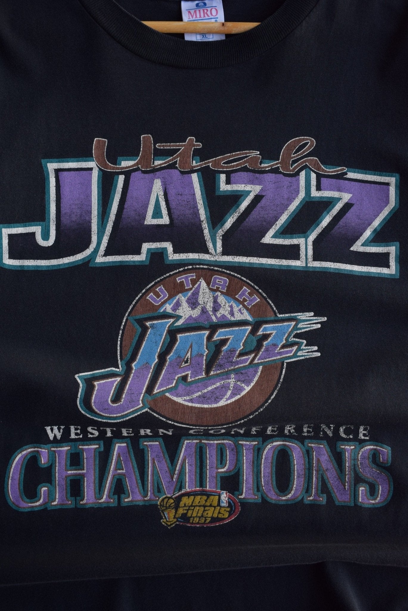 Vintage 1997 NBA Utah Jazz Champions Tee (XL) - Retrospective Store