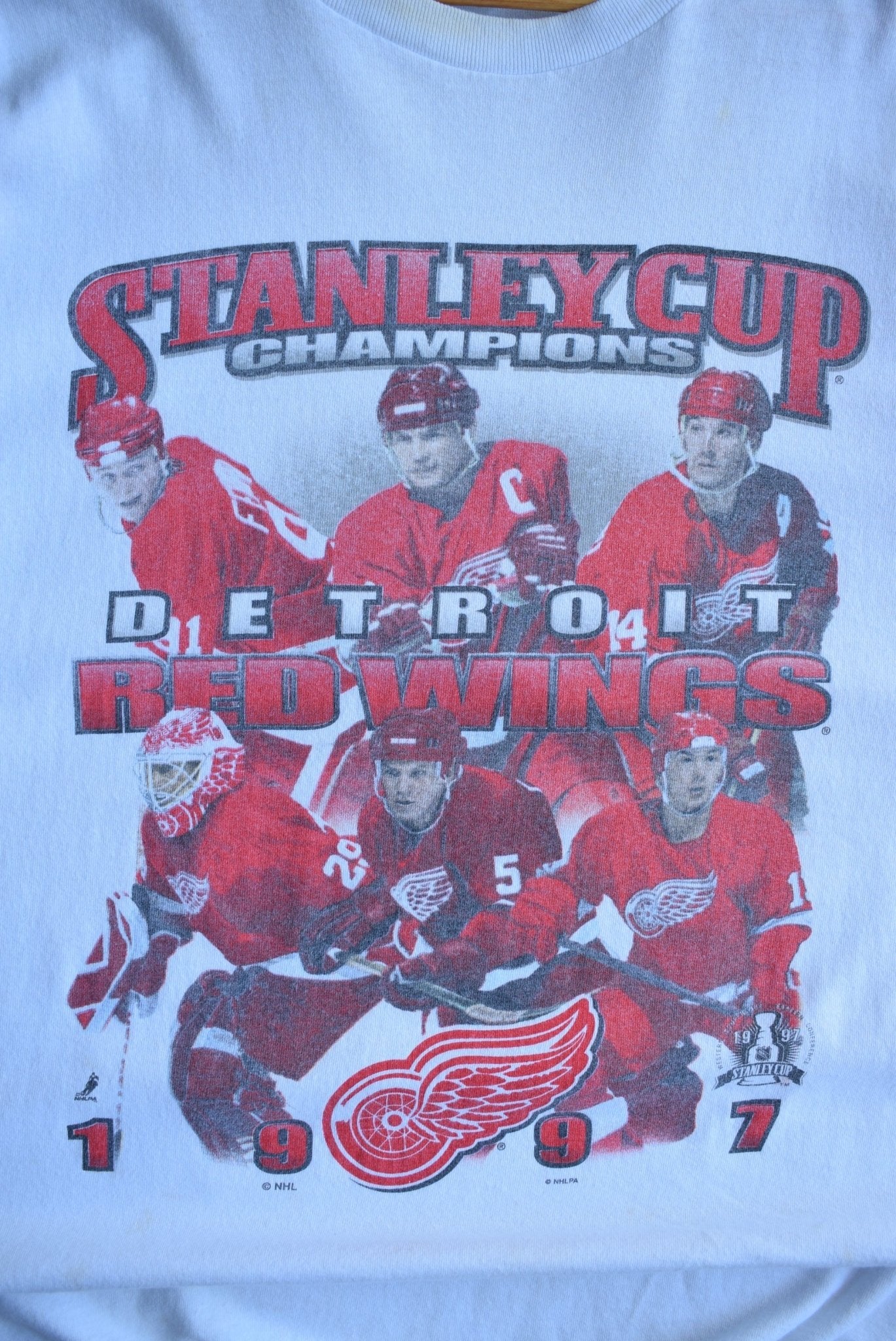 Vintage 1997 Starter x NHL Detroit Red Wings Champions Tee (XXL) - Retrospective Store
