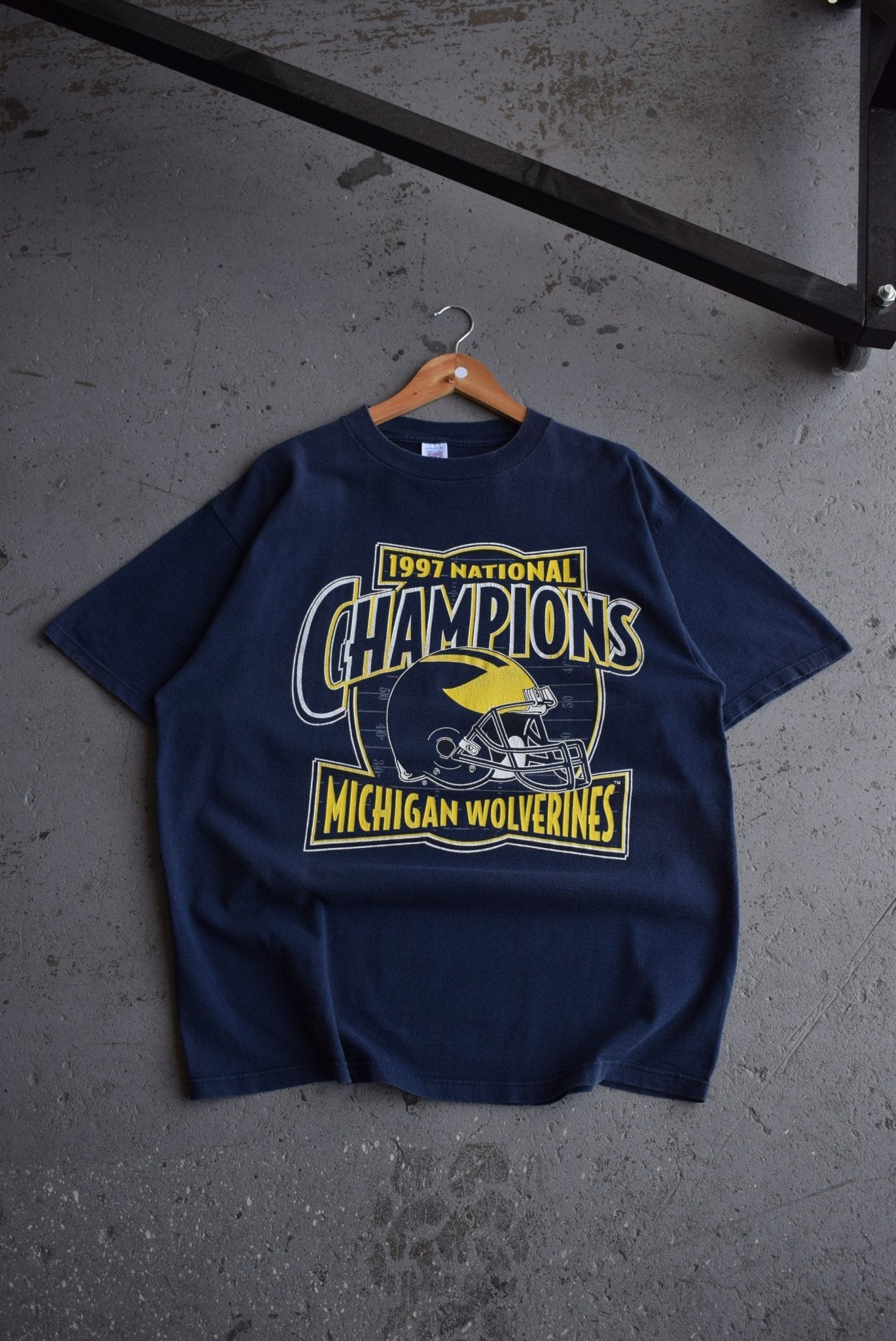 Vintage 1997 University of Michigan National Champions Tee (XL) - Retrospective Store
