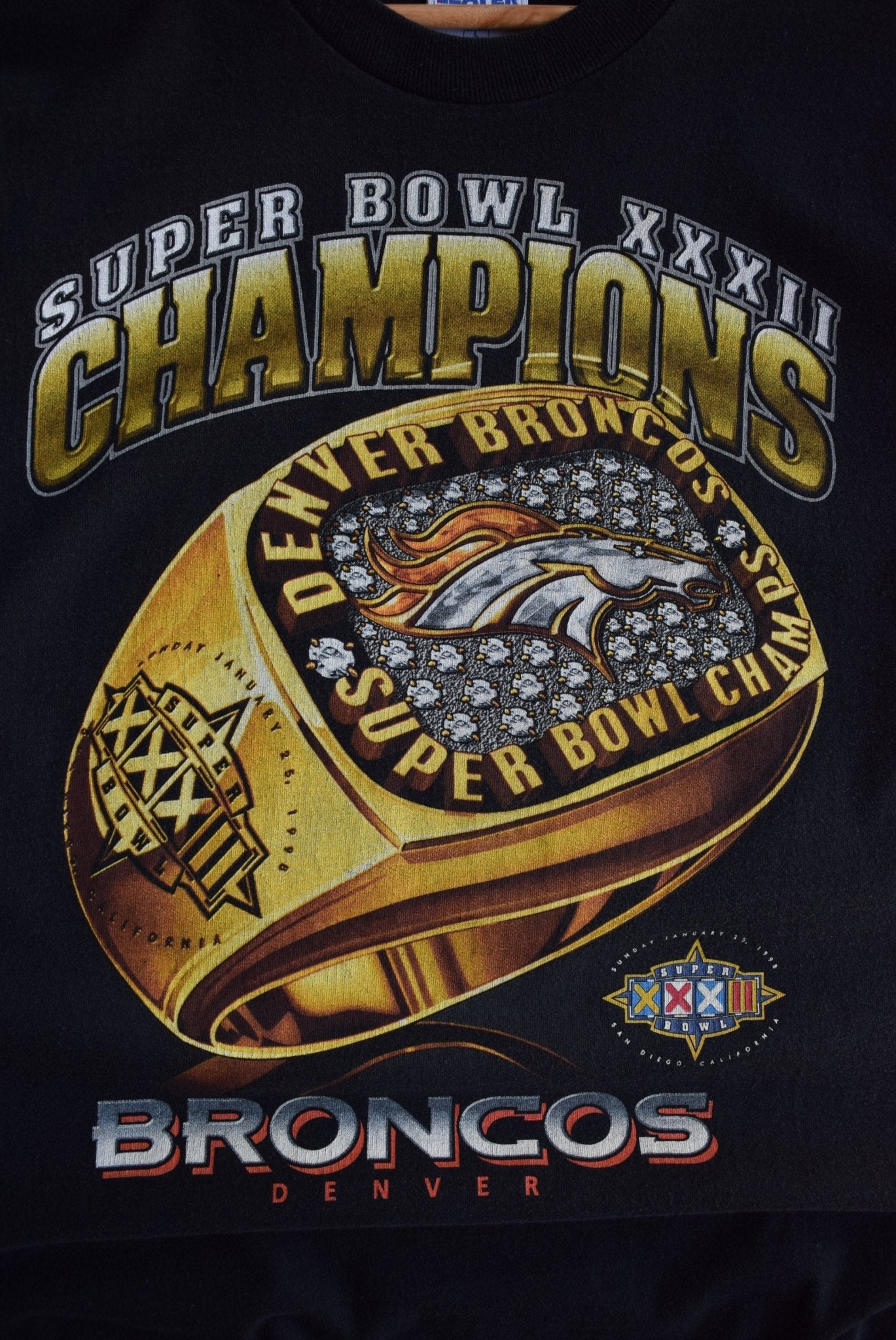 Vintage 1998 Pro Player x NFL Denver Broncos Champions Ring Tee (L) - Retrospective Store