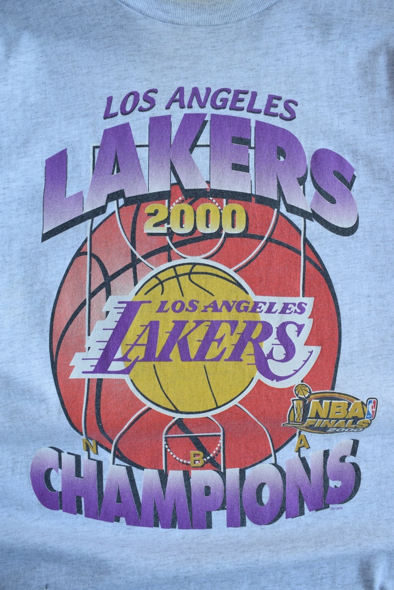 Vintage 2000 NBA Los Angeles Lakers Champions Tee (XXL) - Retrospective Store