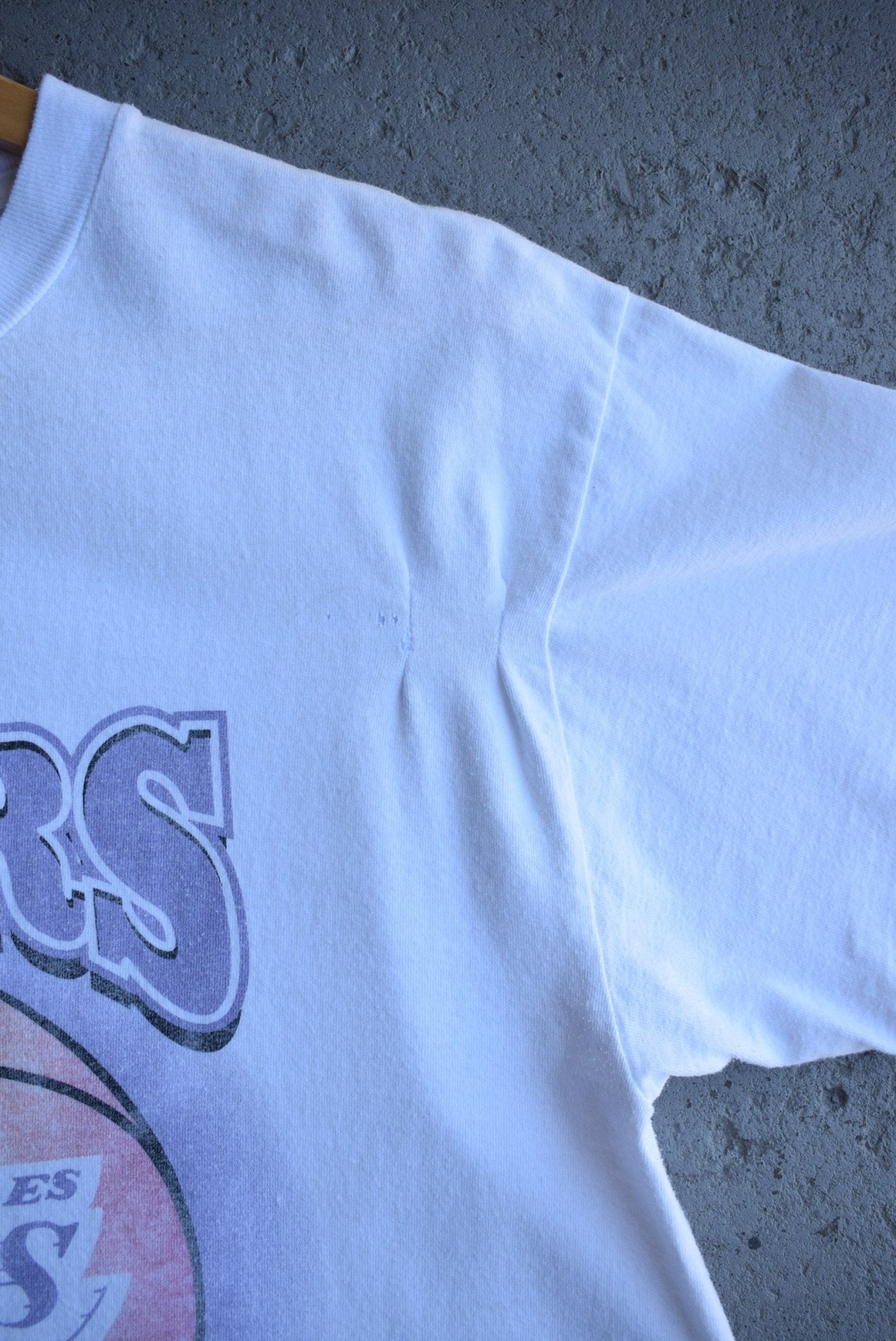 Vintage 2000 NBA Los Angeles Lakers Tee (L) - Retrospective Store