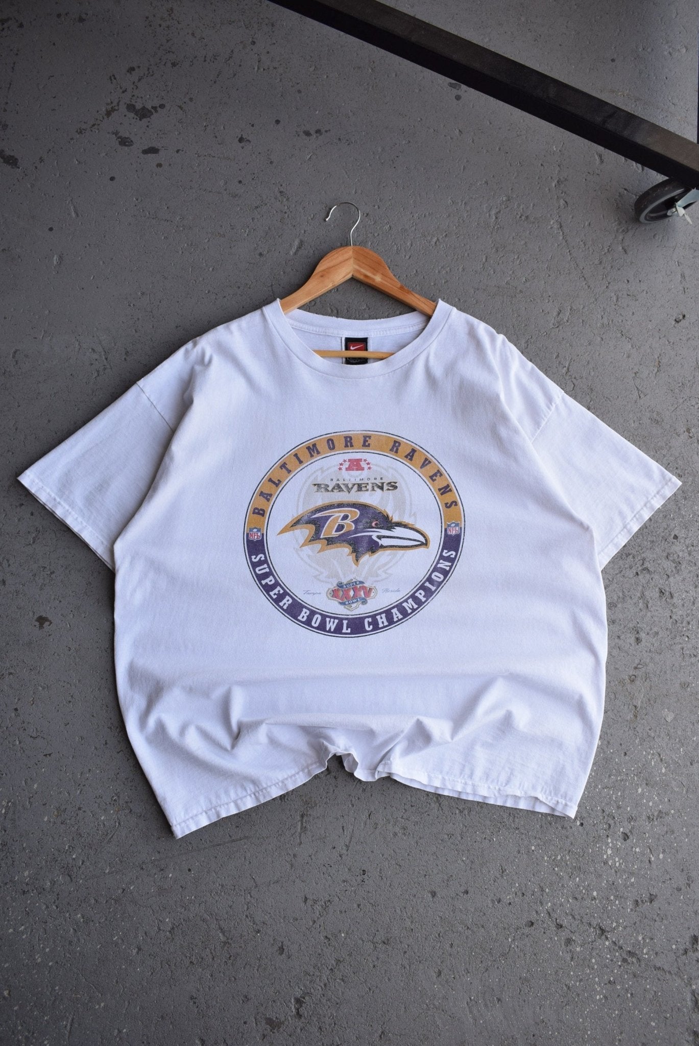 Vintage 2001 Nike x NFL Baltimore Ravens Champions Tee (XL) - Retrospective Store
