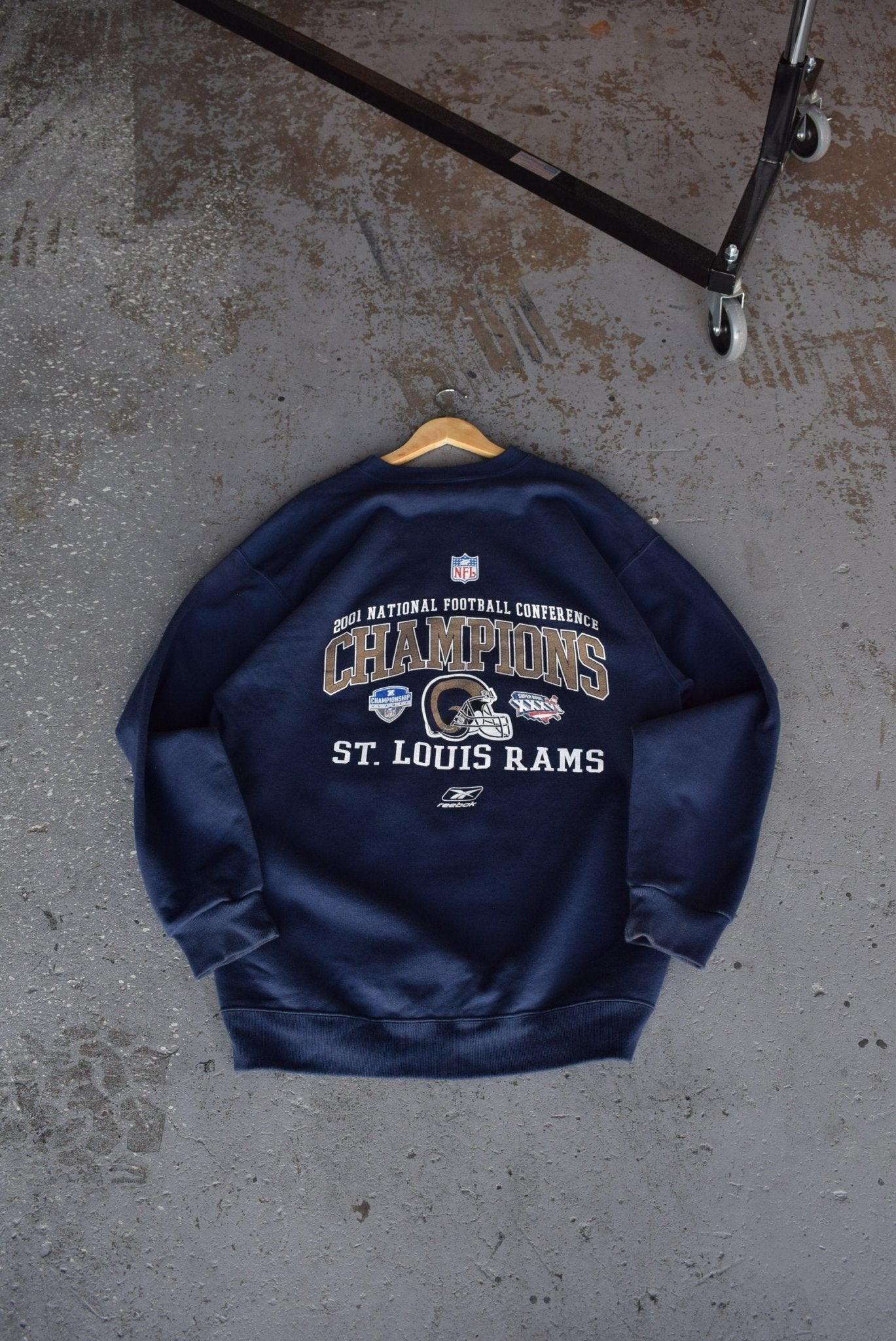 Vintage 2001 Reebok x NFL St. Louis Rams Crewneck (XXL) - Retrospective Store
