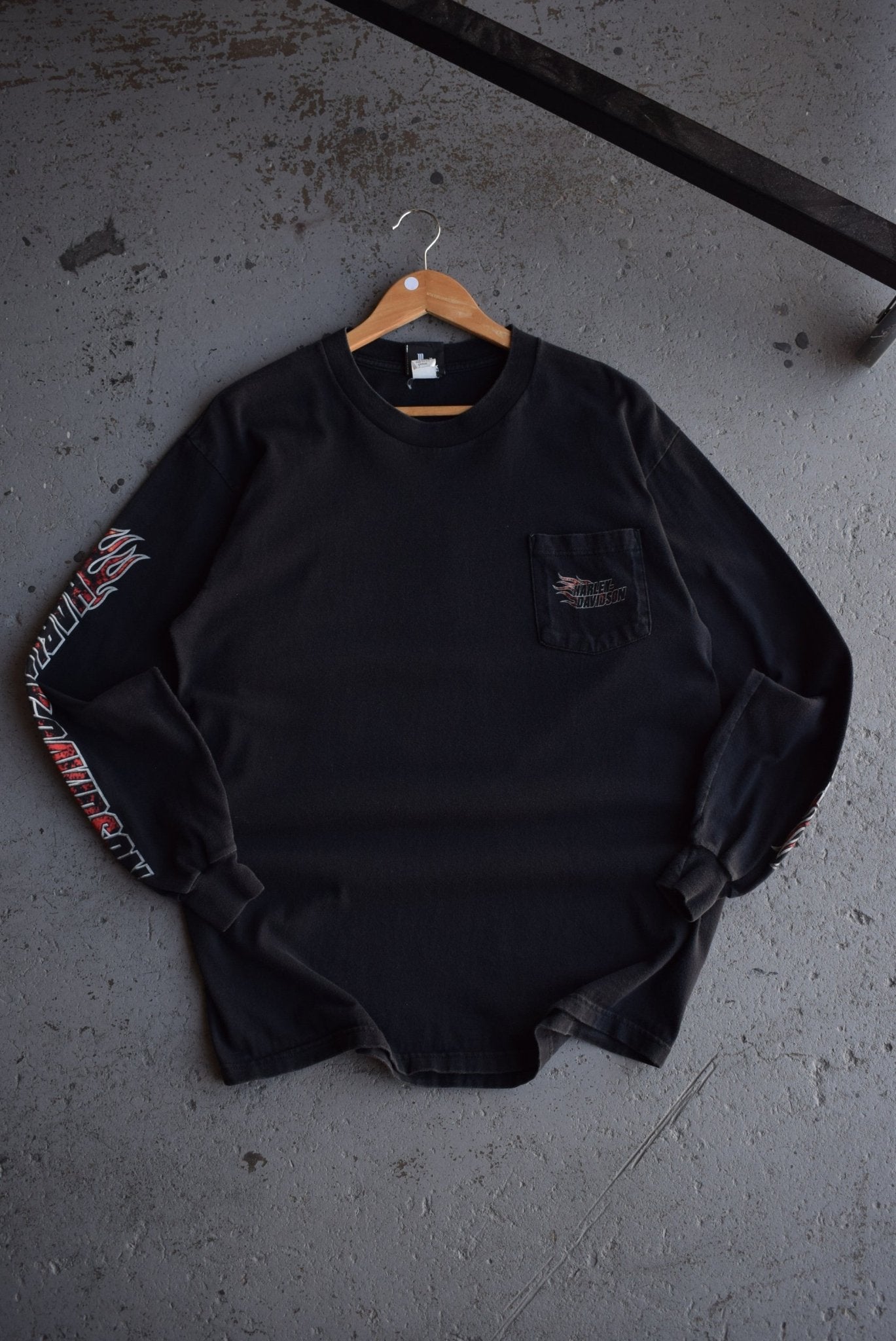 Vintage 2002 Harley Davidson Motorcycles Alaska Long Sleeve Tee (M/L) - Retrospective Store