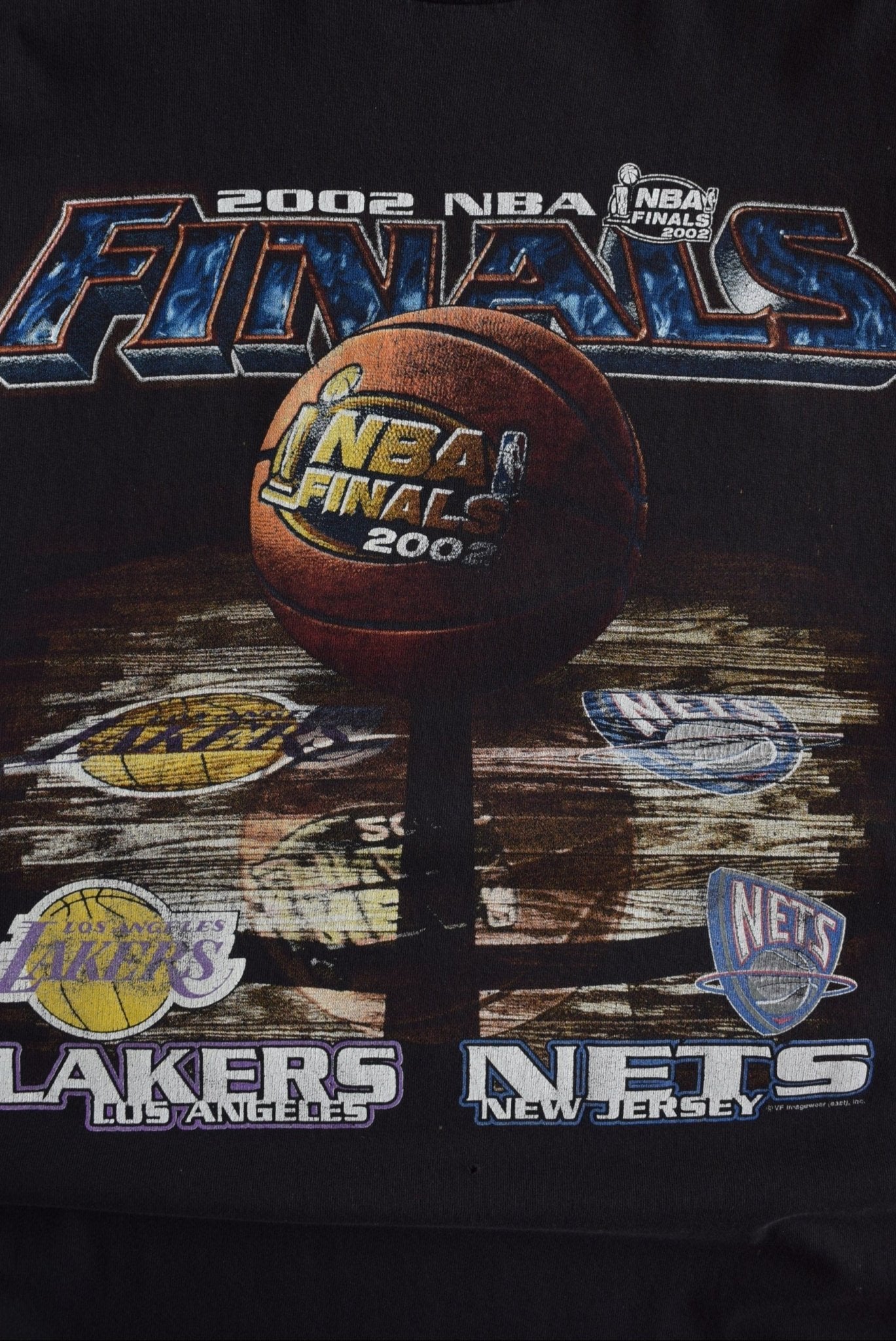 Vintage 2002 NBA Los Angeles Lakers vs New Jersey Nets Tee (XXL) - Retrospective Store