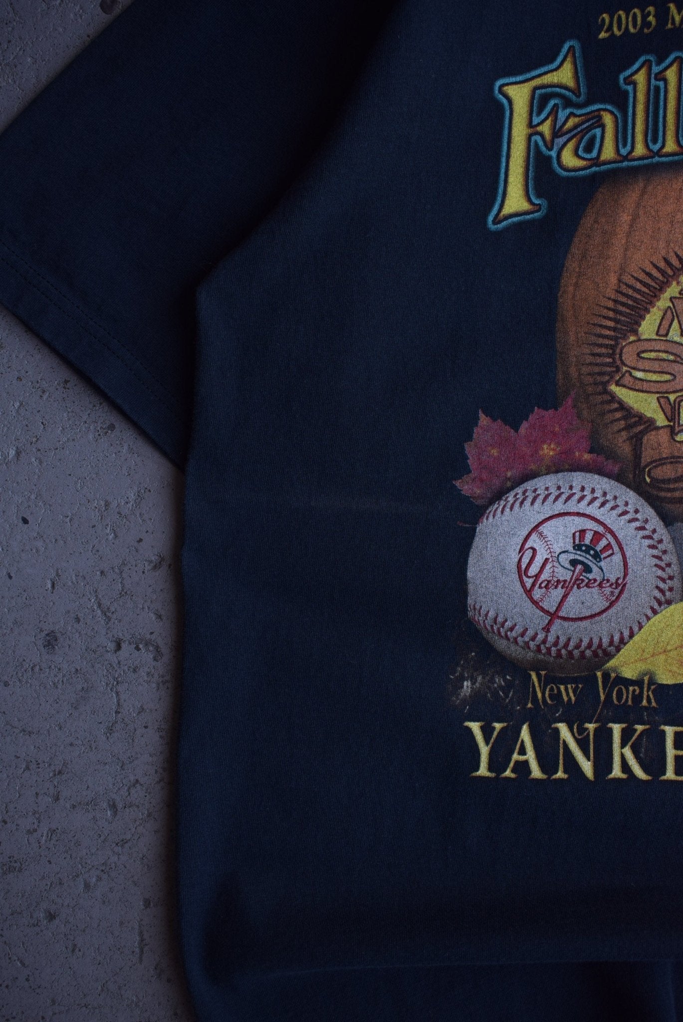 Vintage 2003 MLB Yankees vs Marlins Tee (L) - Retrospective Store