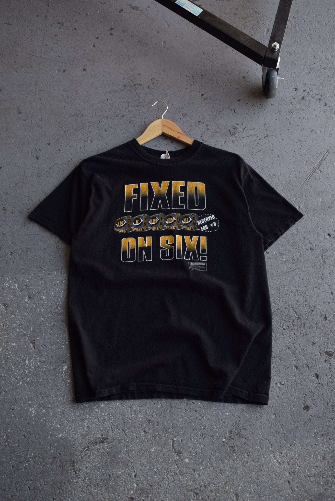 Vintage 2005 NFL Pittsburgh Steelers Superbowl Rings Tee (L) - Retrospective Store