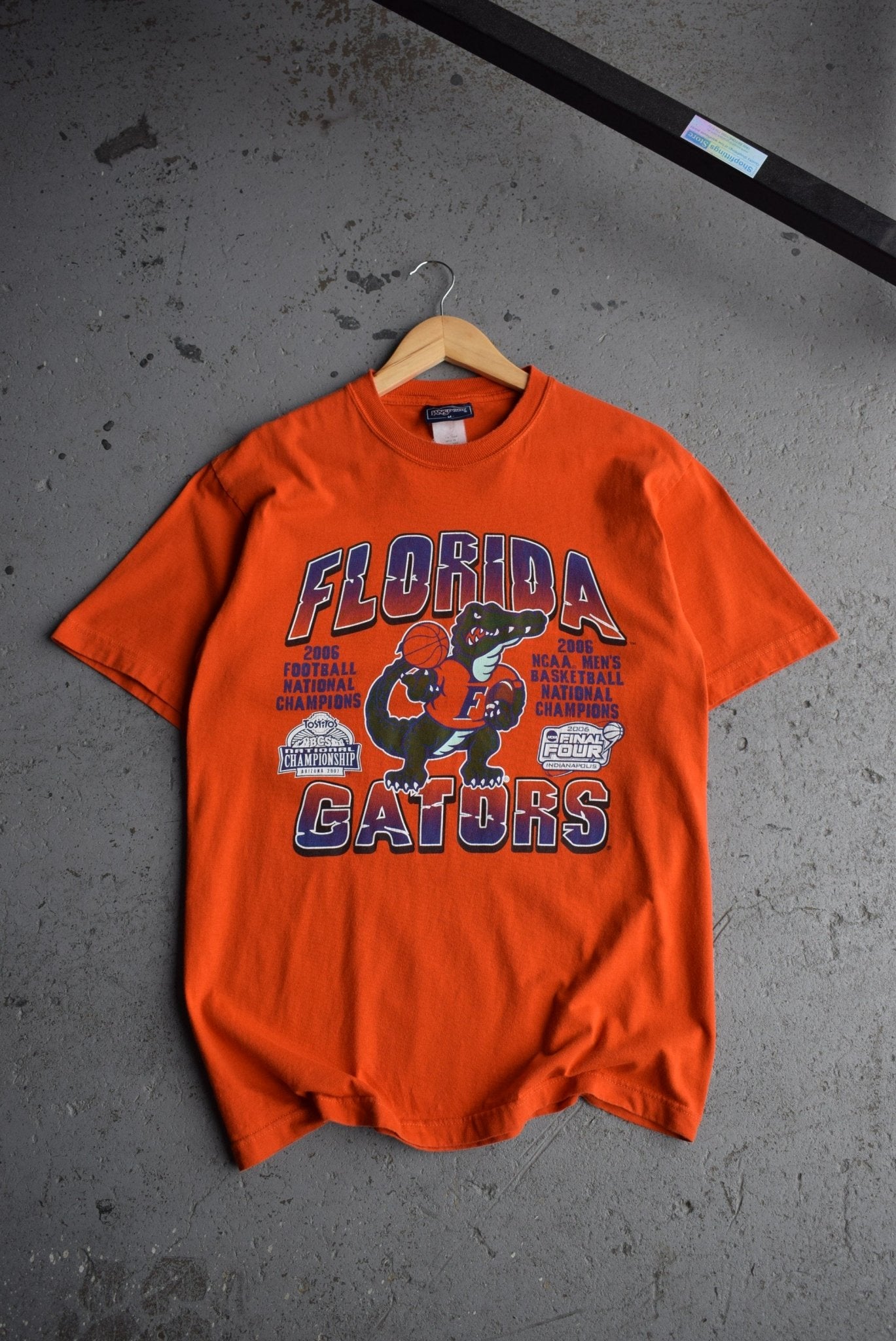 Vintage 2006 Florida Gators Basketball National Champions Tee (M) - Retrospective Store