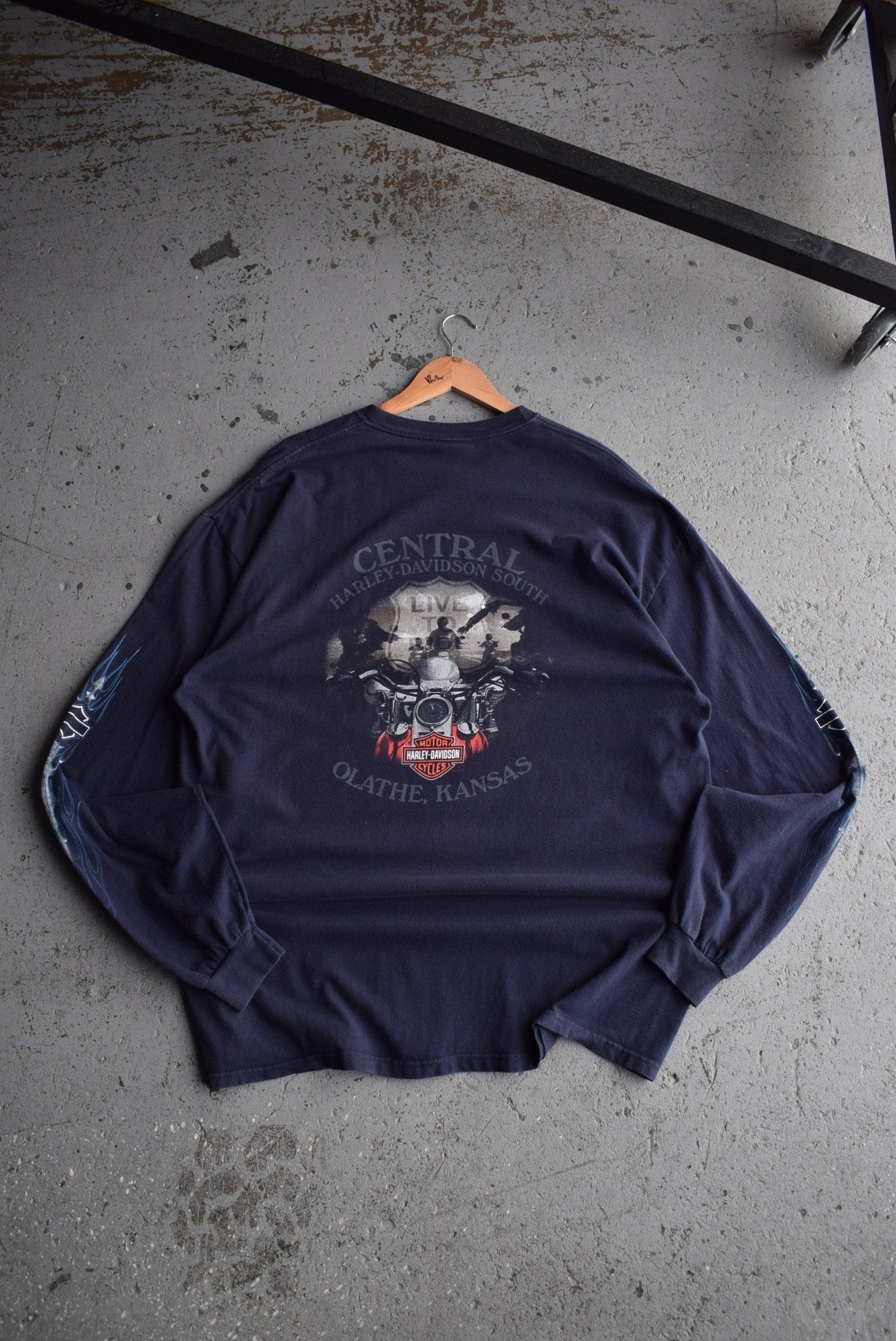 Vintage 2006 Harley Davidson Motorcycles Long Sleeve Tee (XXL) - Retrospective Store