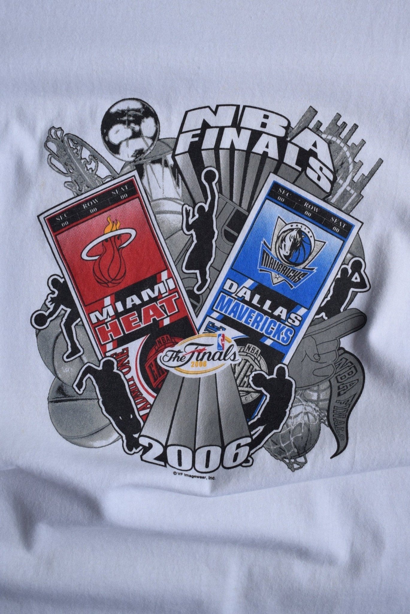 Vintage 2006 NBA Finals Heat vs. Mavericks Tee (XXL) - Retrospective Store