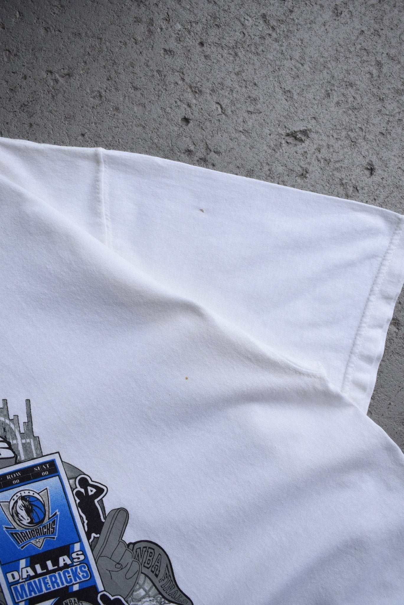 Vintage 2006 NBA Finals Heat vs. Mavericks Tee (XXL) - Retrospective Store