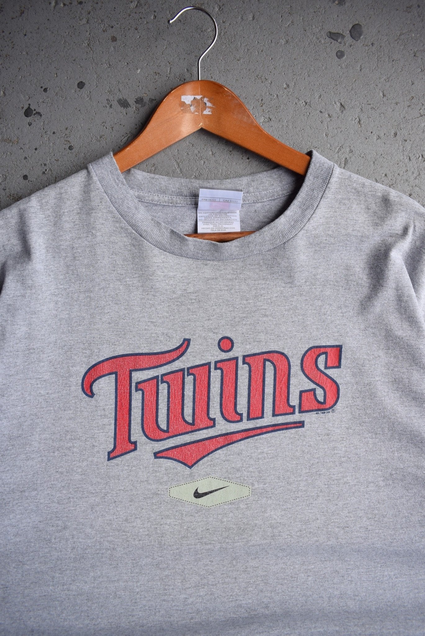 Vintage 2006 Nike x MLB Minnesota Twins Tee (XL) - Retrospective Store
