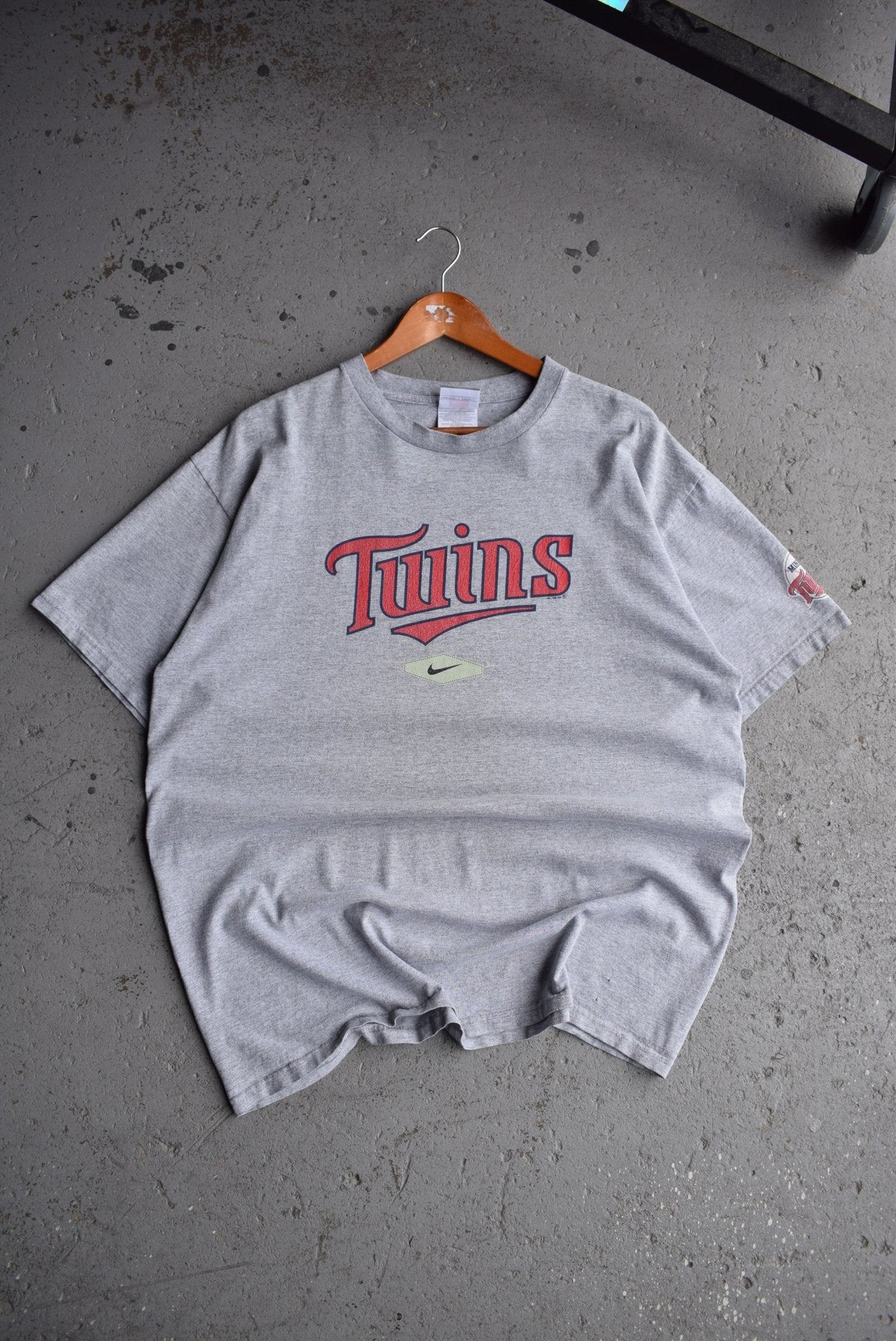 Vintage 2006 Nike x MLB Minnesota Twins Tee (XL) - Retrospective Store