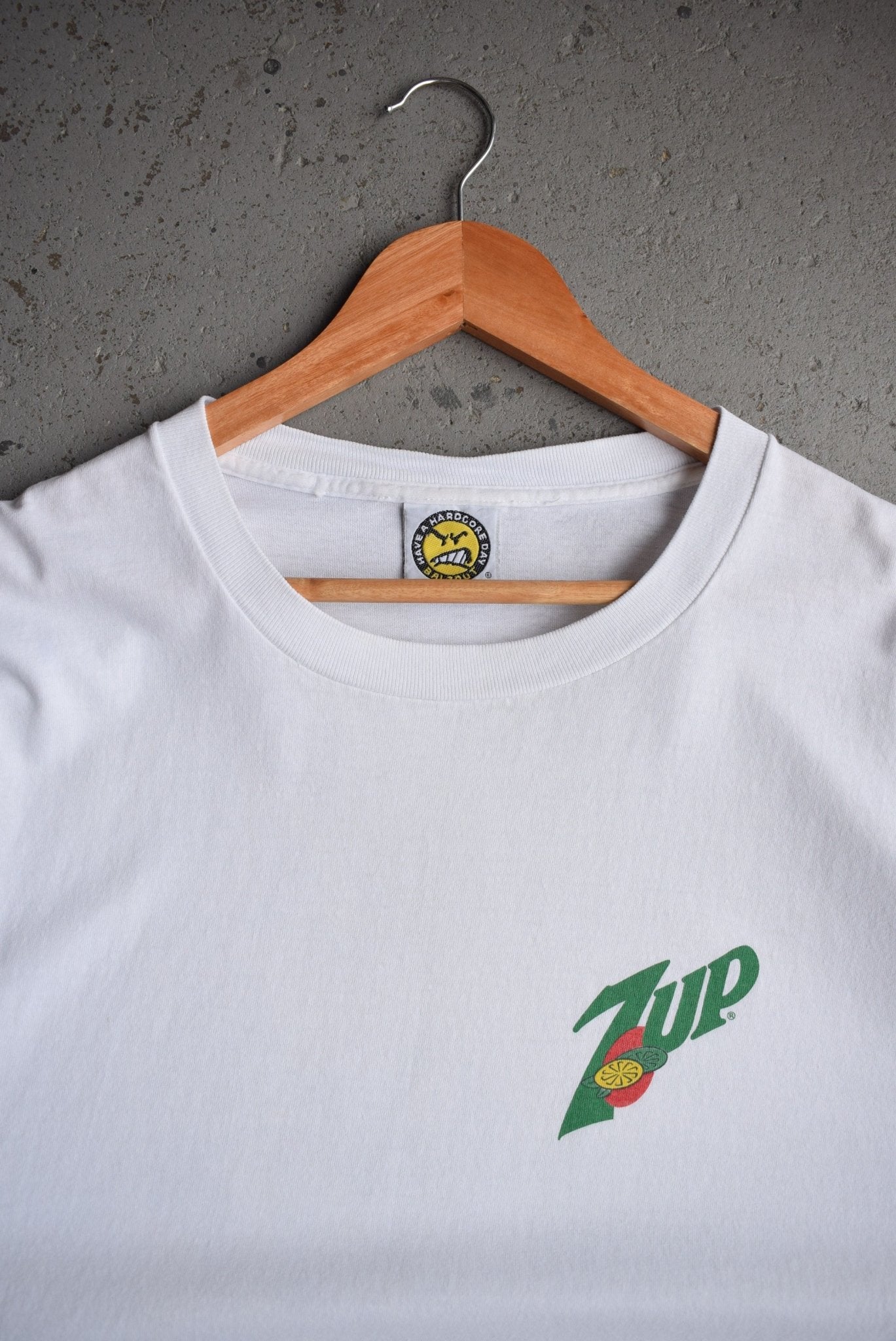 Vintage 90s 7 Up 'Show Us Your Can!' Tee (XL) - Retrospective Store