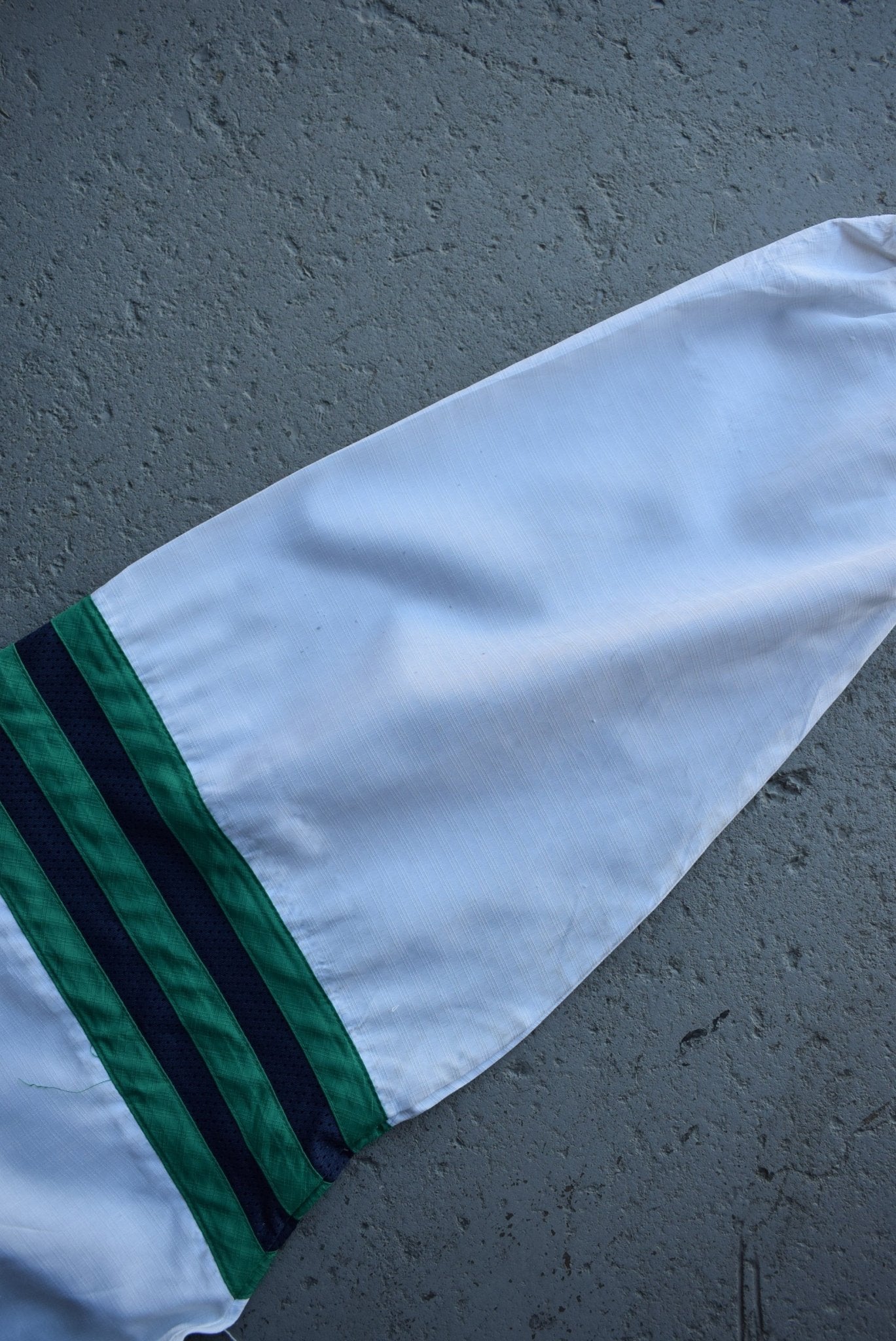 Vintage 90s Adidas Classic Logo Embroidered Windbreaker Jacket (L) - Retrospective Store