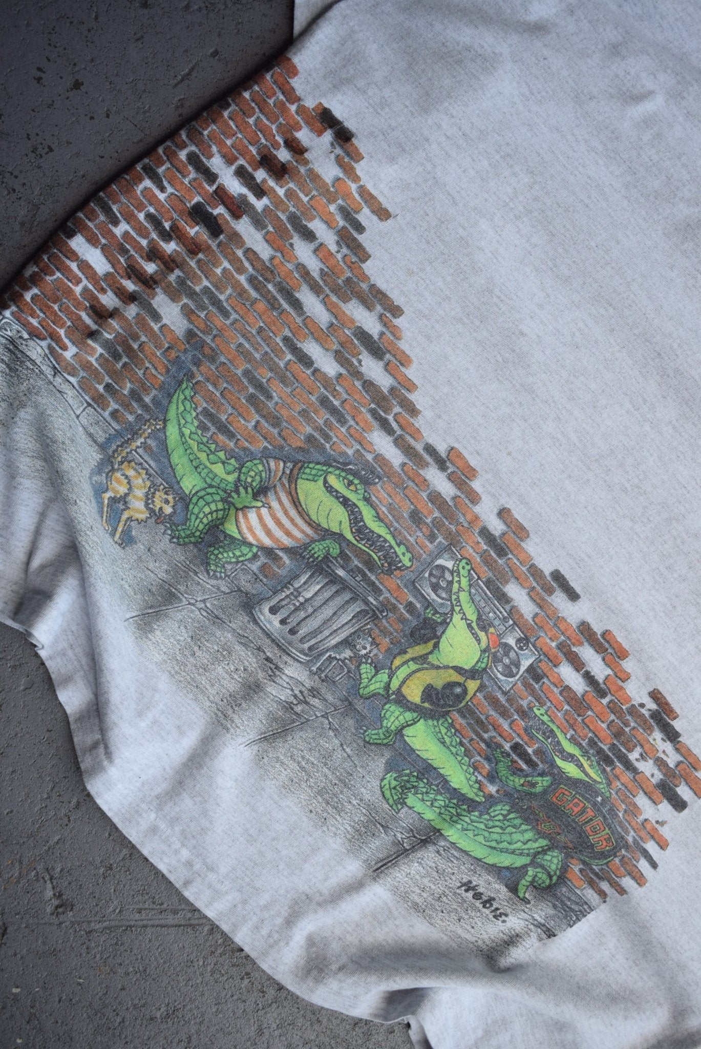 Vintage 90s Alley Gators Basketball Tee (XL) - Retrospective Store
