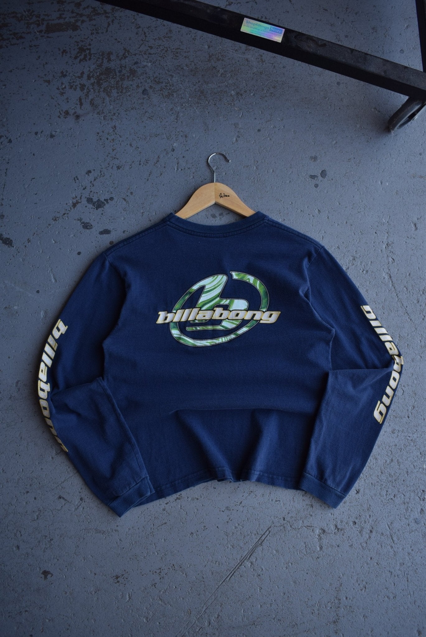 Vintage 90s Billabong Spellout Long Sleeve Tee (XS/S) - Retrospective Store