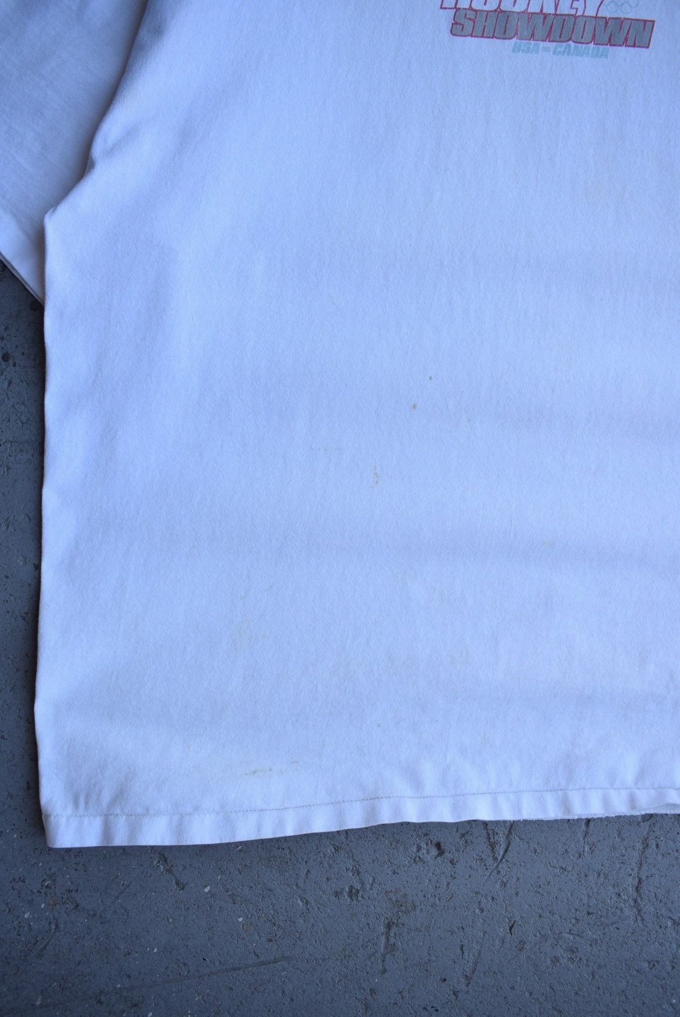 Vintage 90s Hockey Showdown USA vs Canada Tee (XL) - Retrospective Store