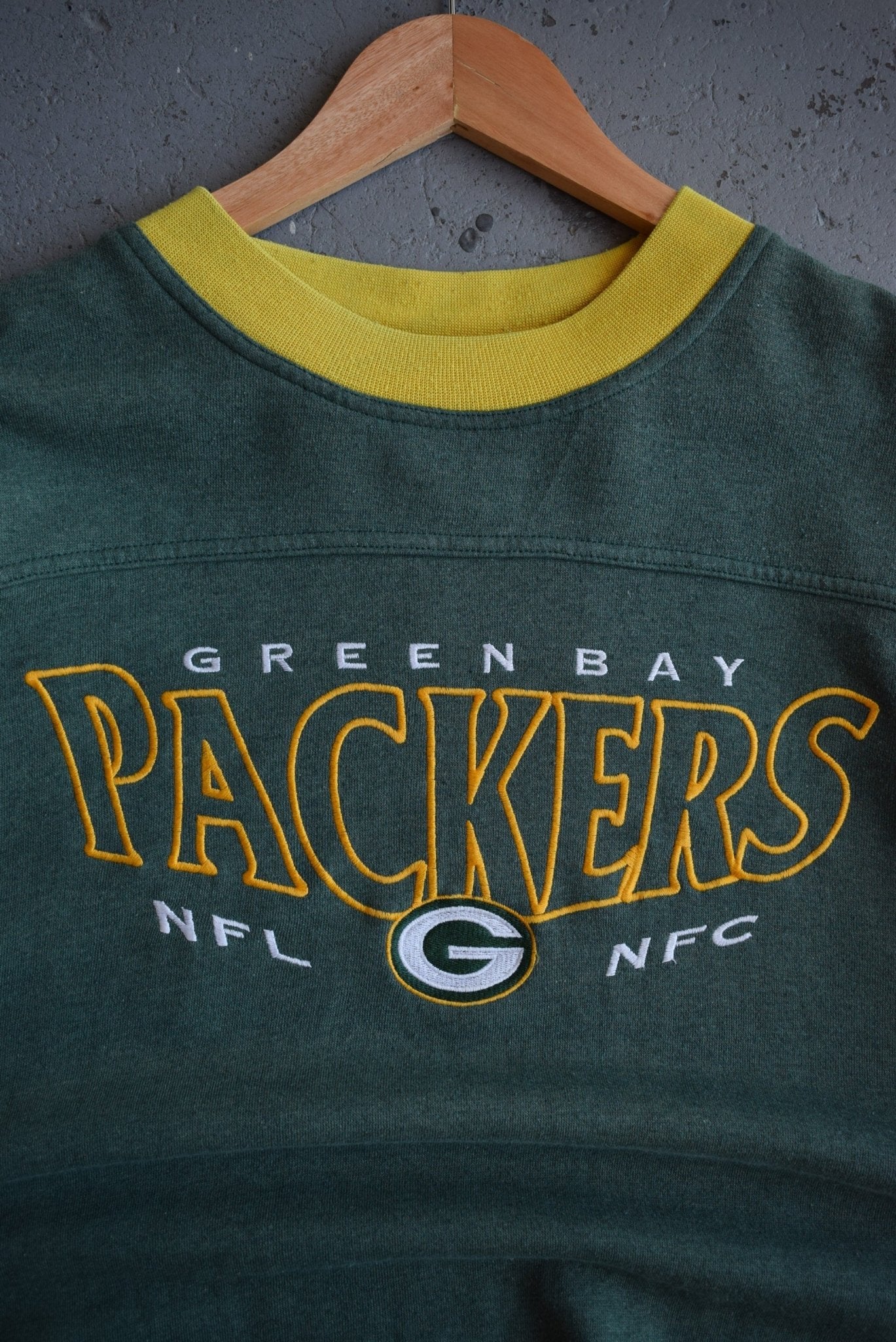 Vintage 90s LEE Sports x NFL Green Bay Packers Embroidered Crewneck (L) - Retrospective Store