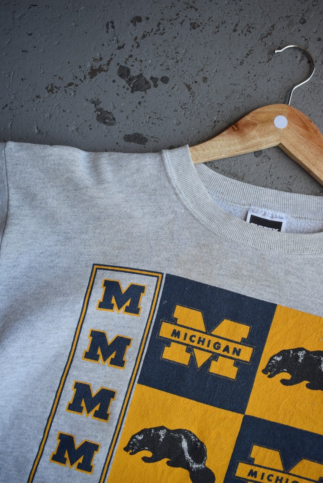 Vintage 90s Michigan University Wolverines Crewneck (S/M) - Retrospective Store