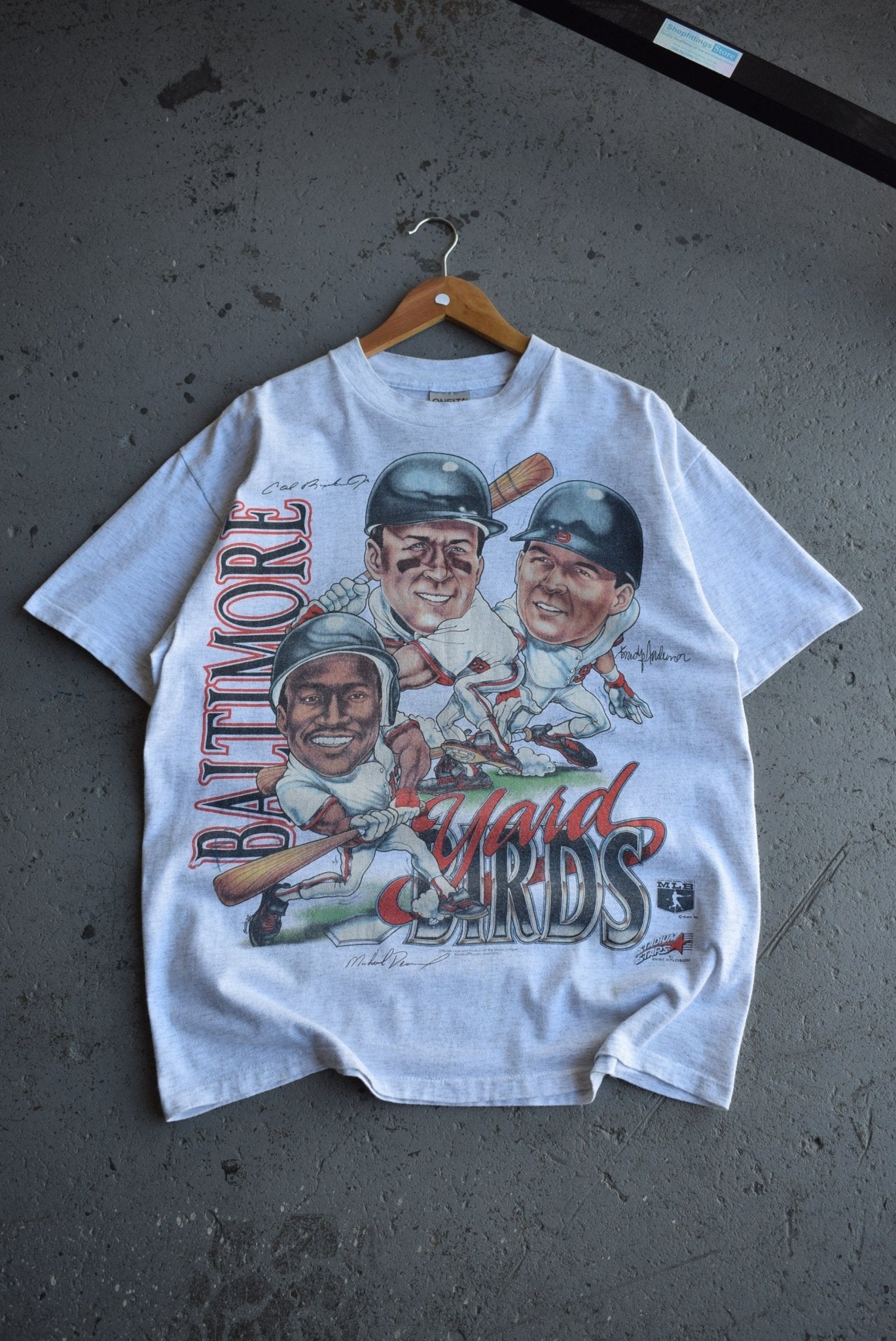 Vintage 90s MLB Baltimore Orioles Signature Tee (L) - Retrospective Store