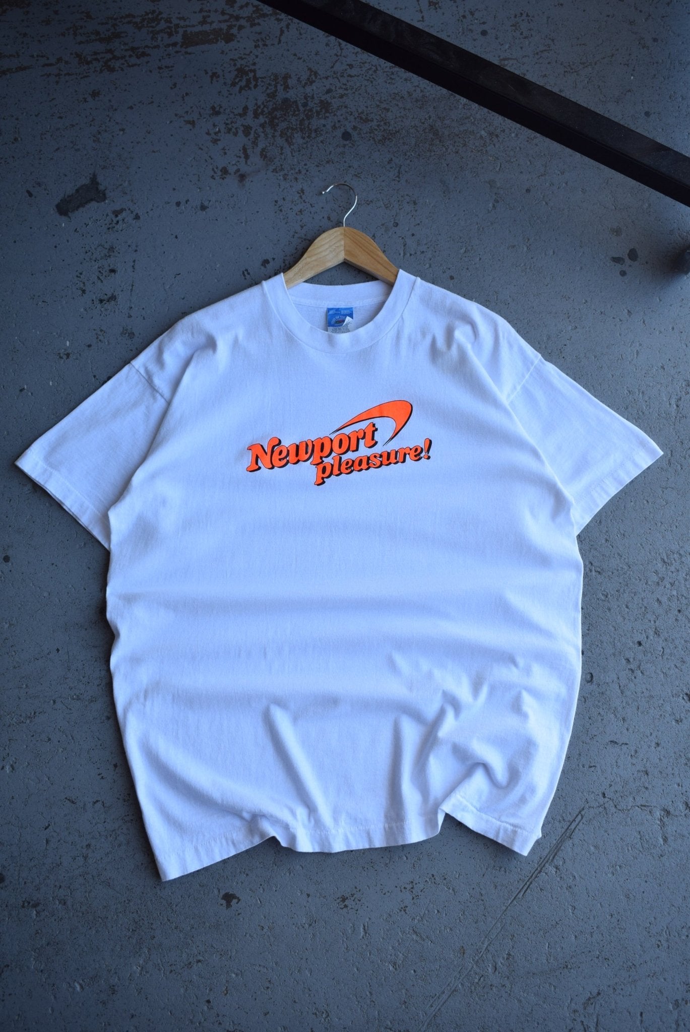Vintage 90s Newport Pleasure! Cigarettes Tee (XL) - Retrospective Store