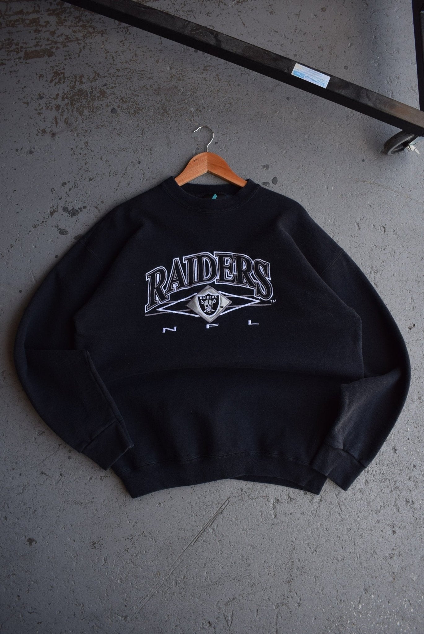 Vintage 90s NFL Oakland Raiders Embroidered Crewneck (L) - Retrospective Store