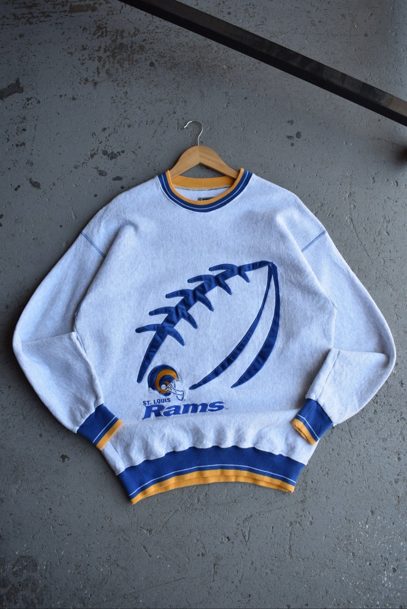 Vintage 90s NFL St. Louis Rams Embroidered Crewneck (XL) - Retrospective Store