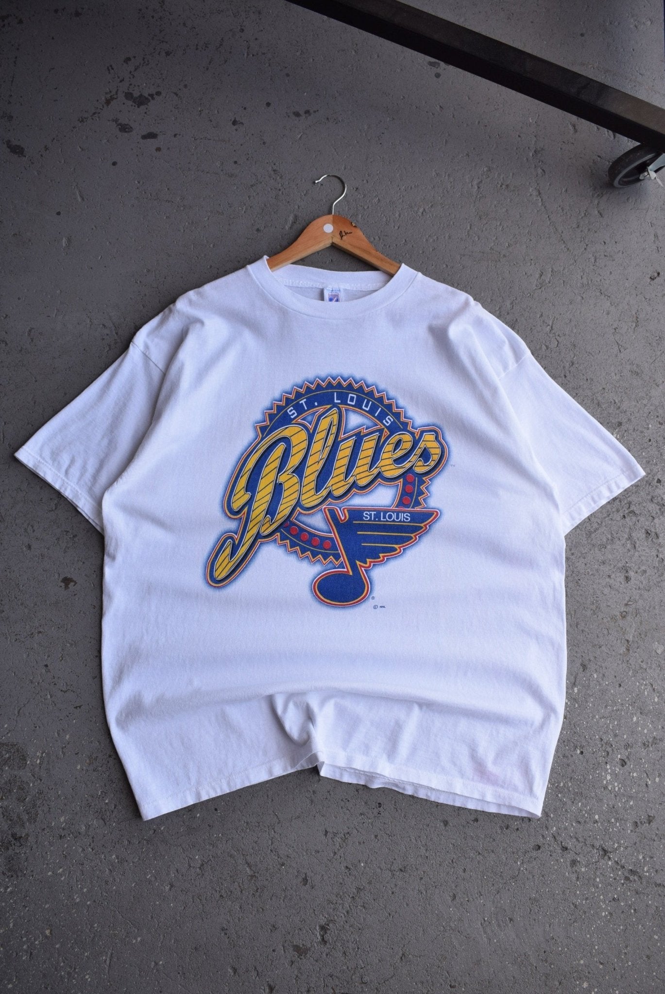Vintage 90s NHL St. Louis Blues Tee (XXL) - Retrospective Store