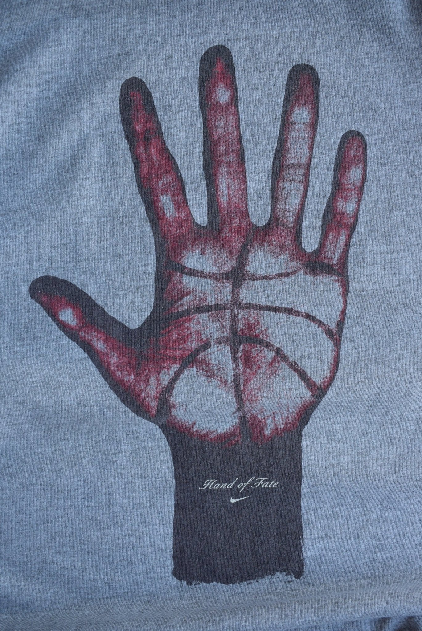 Vintage 90s Nike Basketball 'Hand of Fate' Tee (M) - Retrospective Store