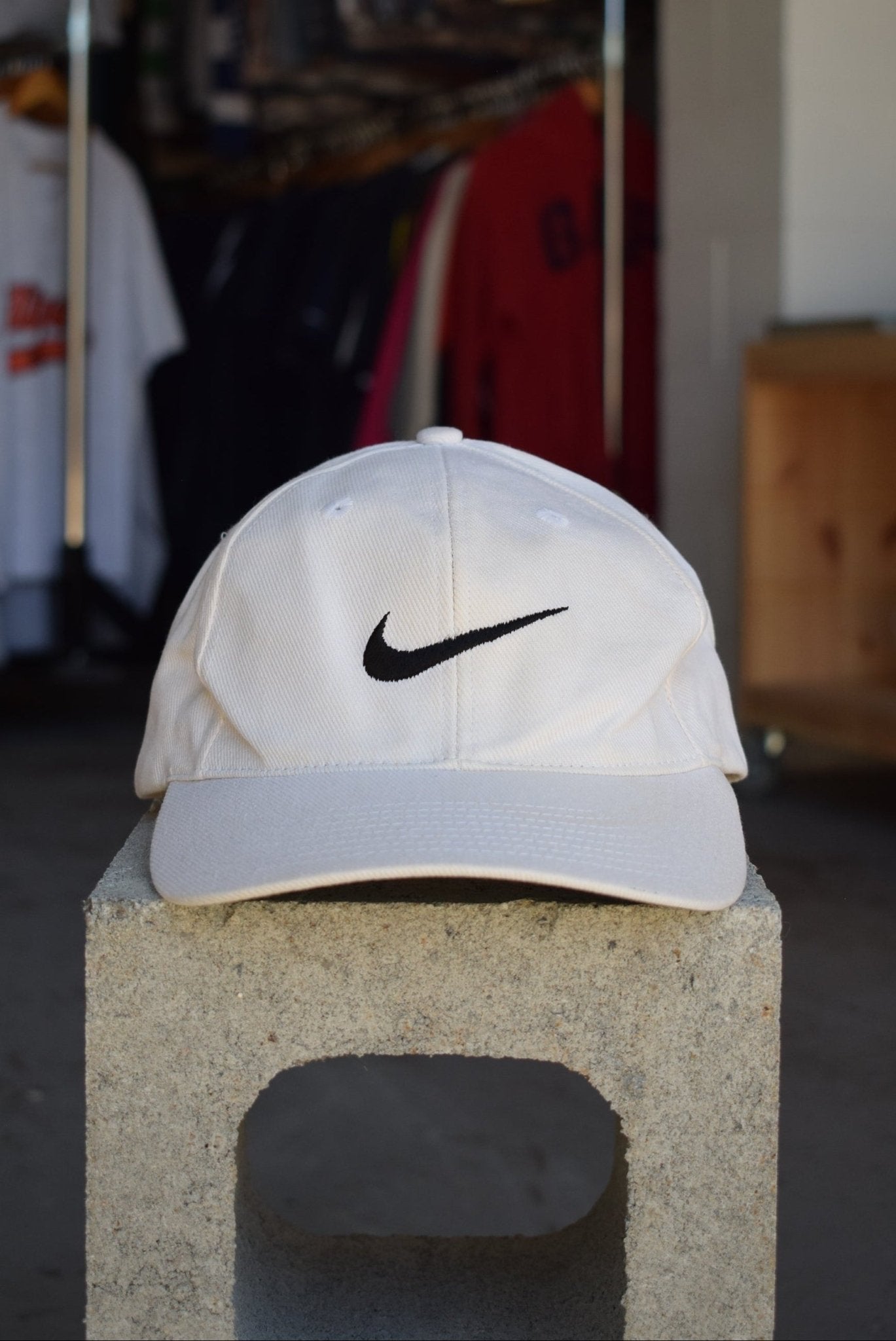 Vintage 90s Nike Classic Logo Embroidered Hat - Retrospective Store