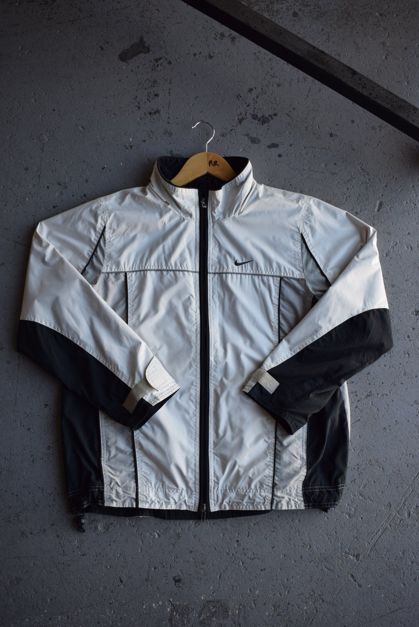 Vintage 90s Nike Classic Logo Embroidered Jacket (S) - Retrospective Store
